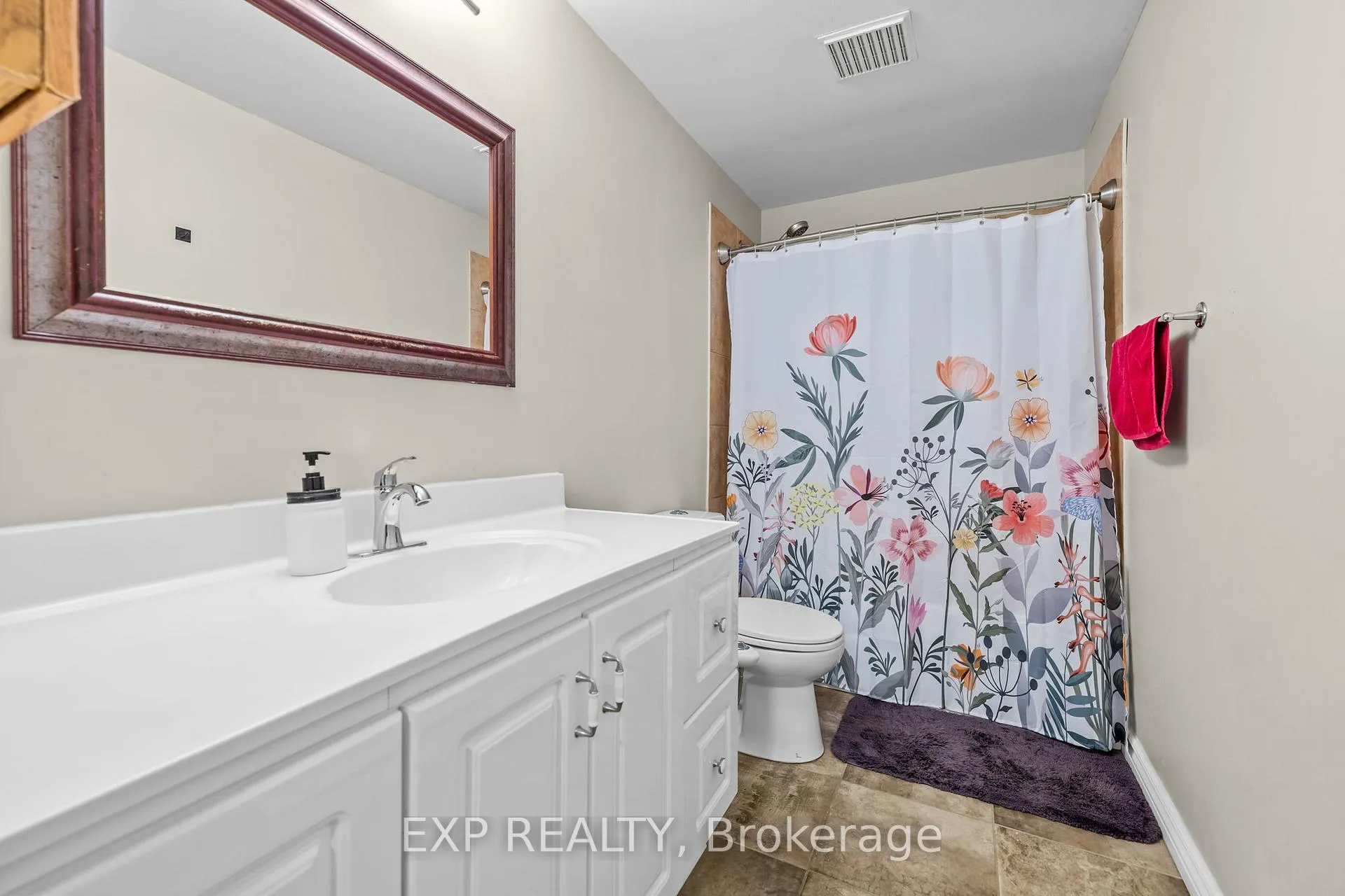 Photo 13 of Unit I, 5 Banner Road, Ottawa, Sheahan Estates/Trend Village — HOMEH