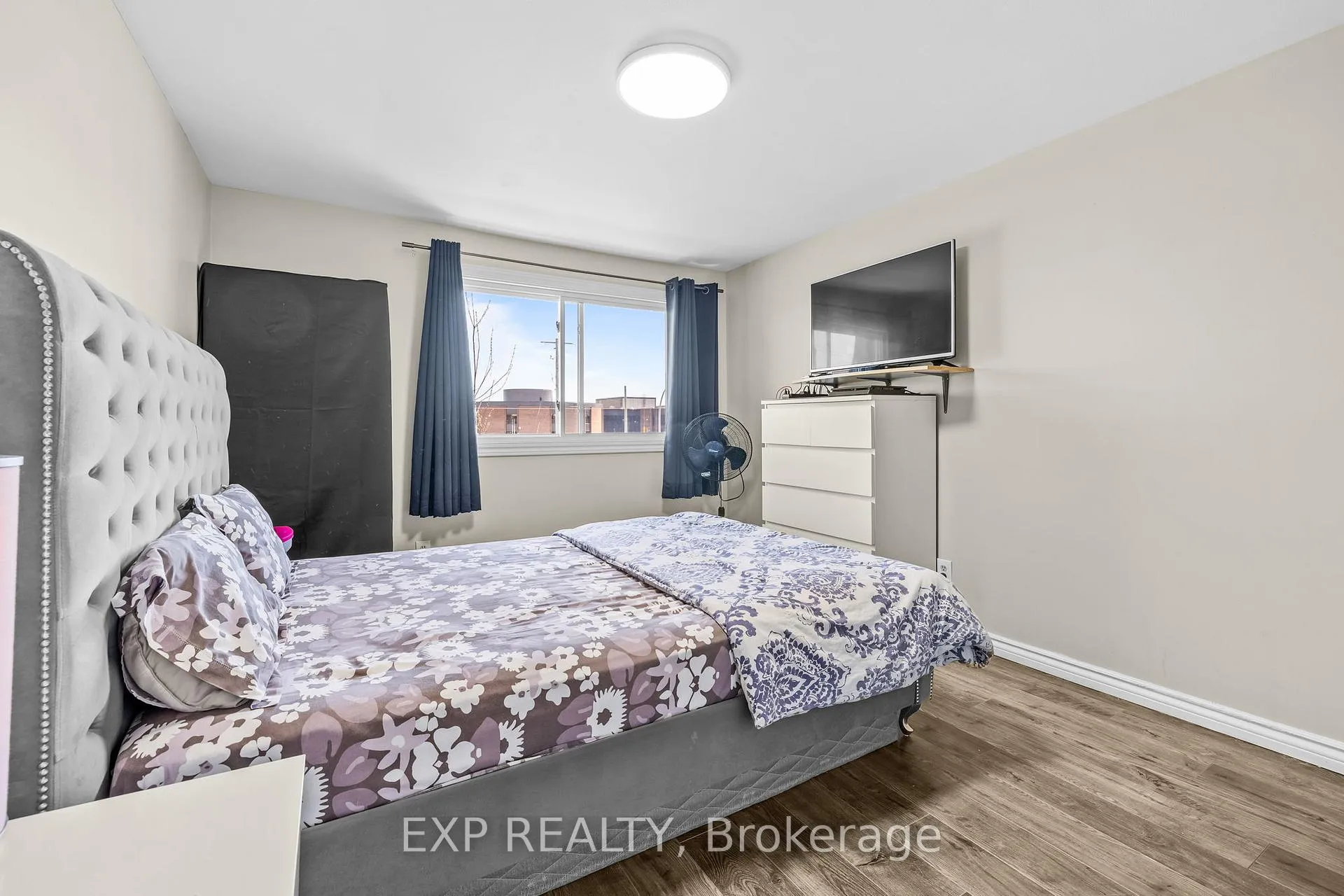 Photo 15 of Unit I, 5 Banner Road, Ottawa, Sheahan Estates/Trend Village — HOMEH