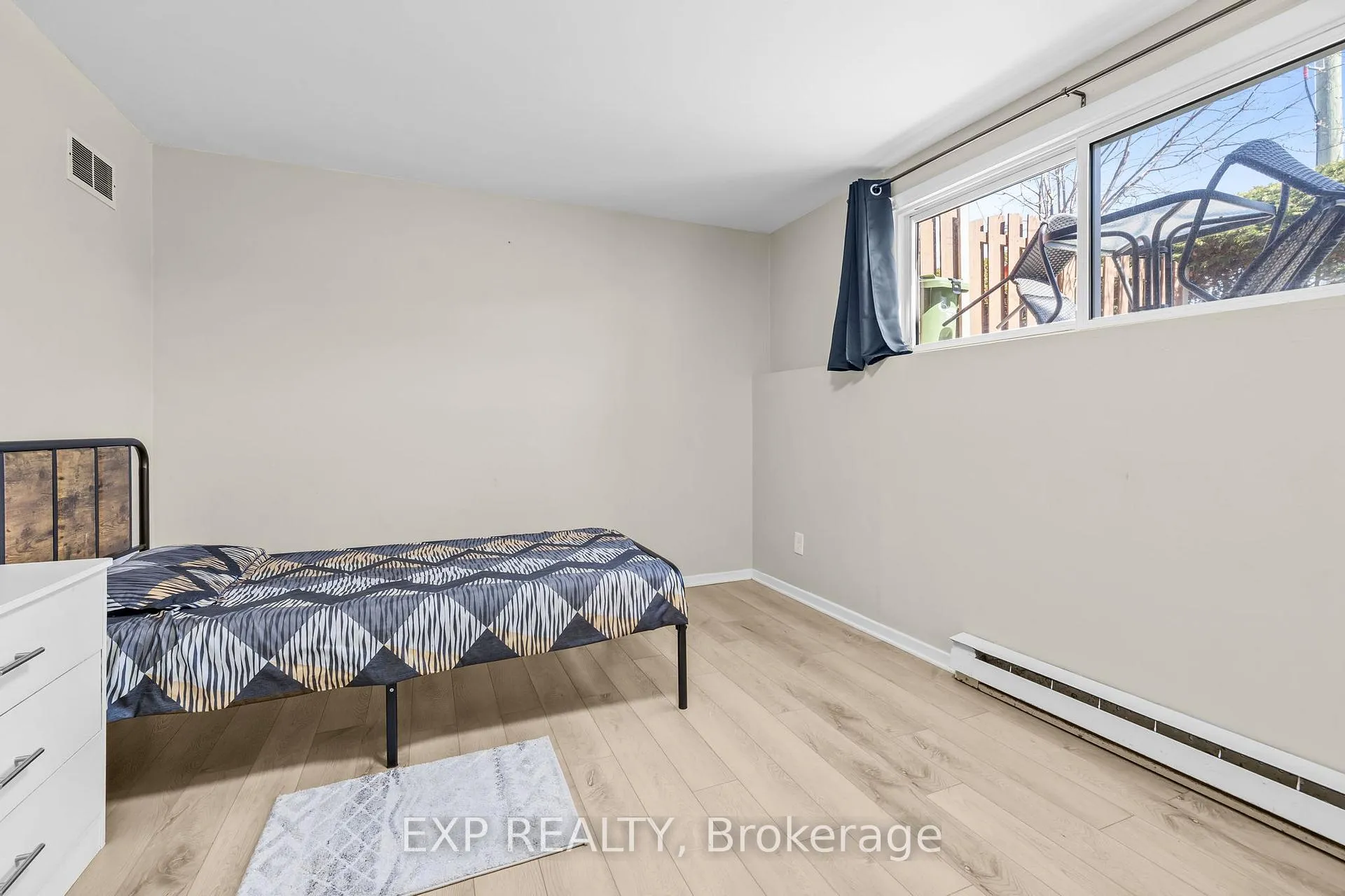Photo 18 of Unit I, 5 Banner Road, Ottawa, Sheahan Estates/Trend Village — HOMEH