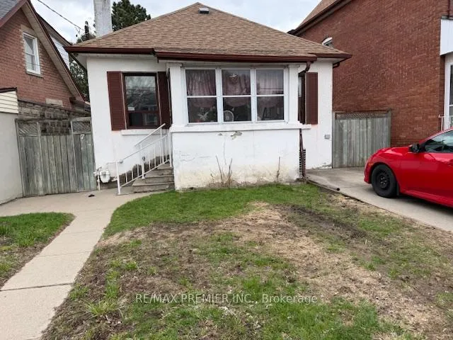 Photo 1 of 7 Florence Crescent, Toronto, Rockcliffe-Smythe — HOMEH