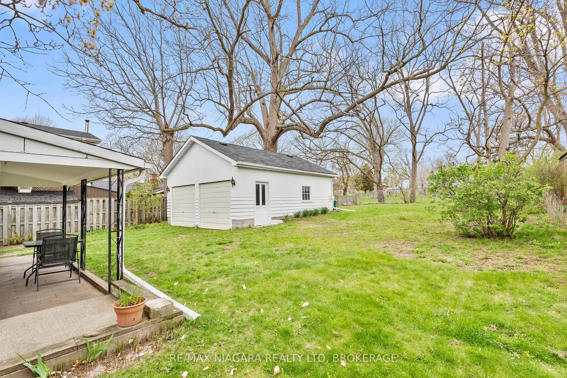 Photo 30 of 6083 Barker Street, Niagara Falls, Dorchester — HOMEH
