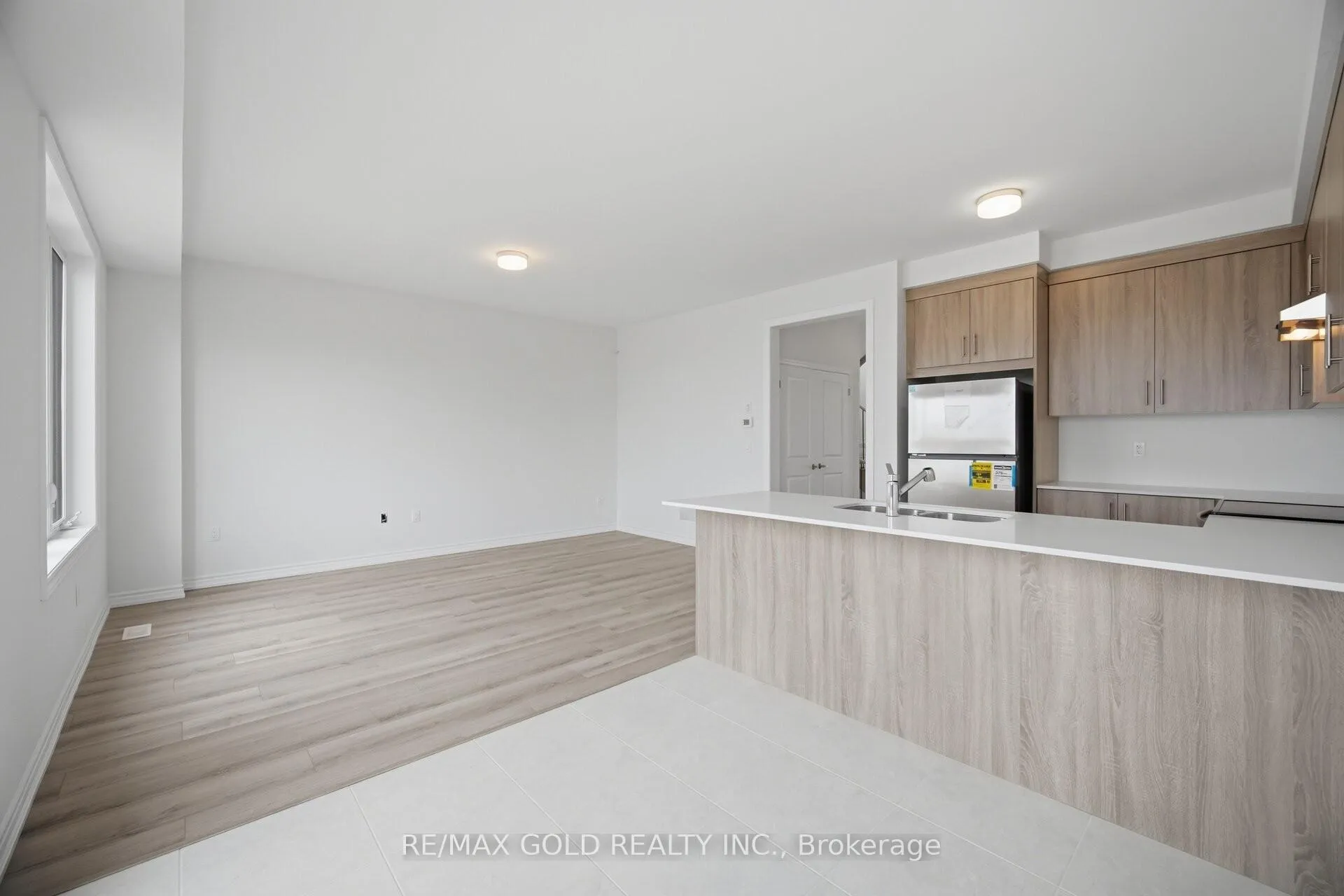 Photo 9 of 31 Watkins Road, Brampton, Sandringham-Wellington North — HOMEH