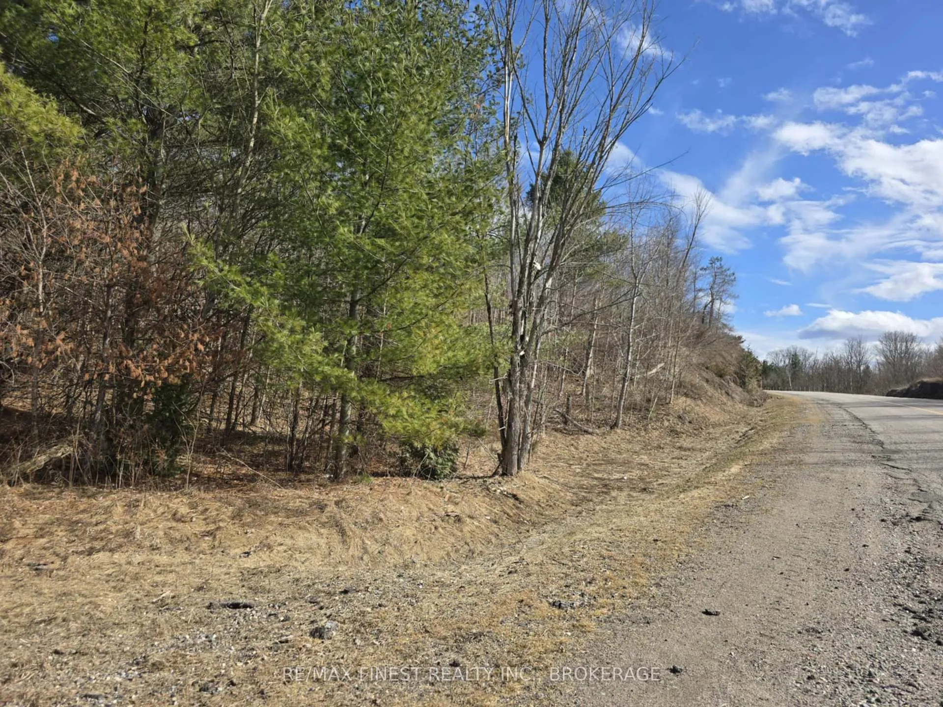 Photo 2 of Road 509, Central Frontenac, Frontenac Centre — HOMEH
