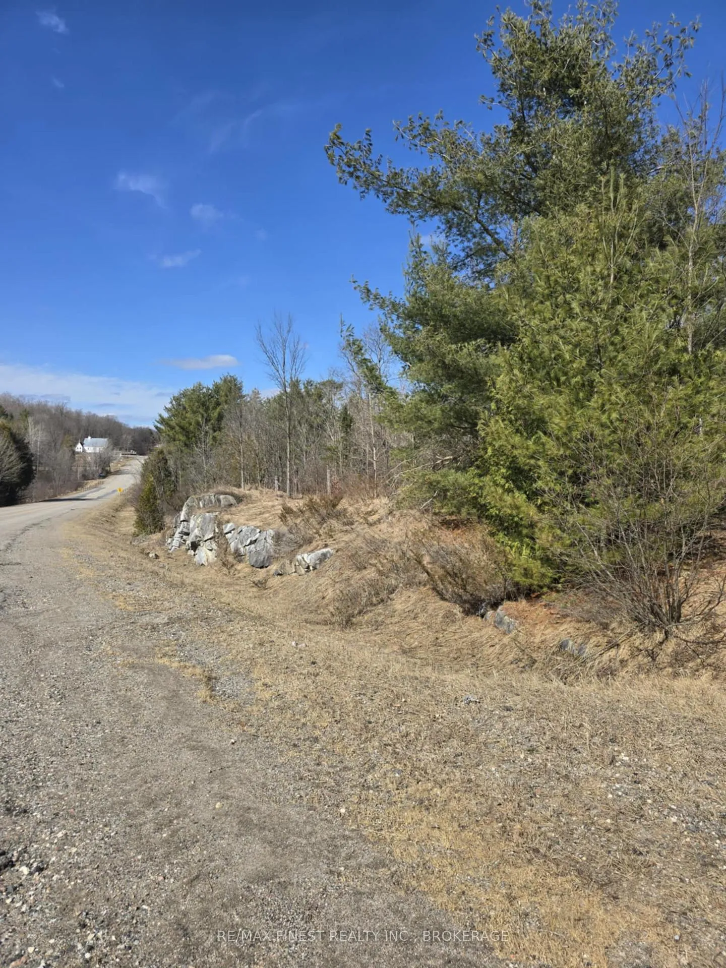 Photo 3 of Road 509, Central Frontenac, Frontenac Centre — HOMEH