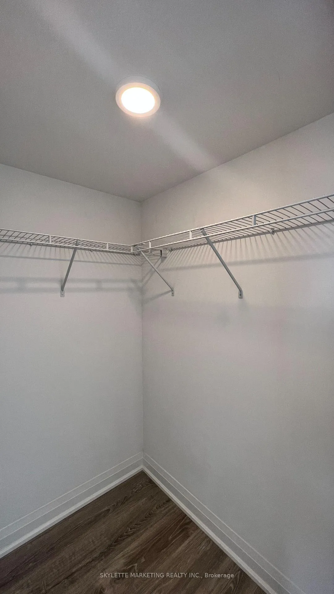 Photo 19 of Unit 908, 30 Gibbs Road, Etobicoke, Islington-City Centre West — HOMEH