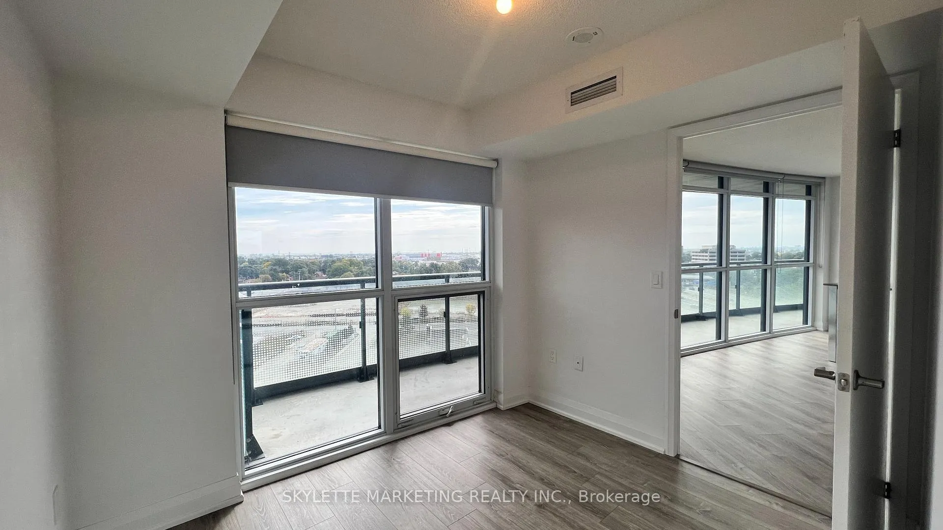 Photo 29 of Unit 908, 30 Gibbs Road, Etobicoke, Islington-City Centre West — HOMEH