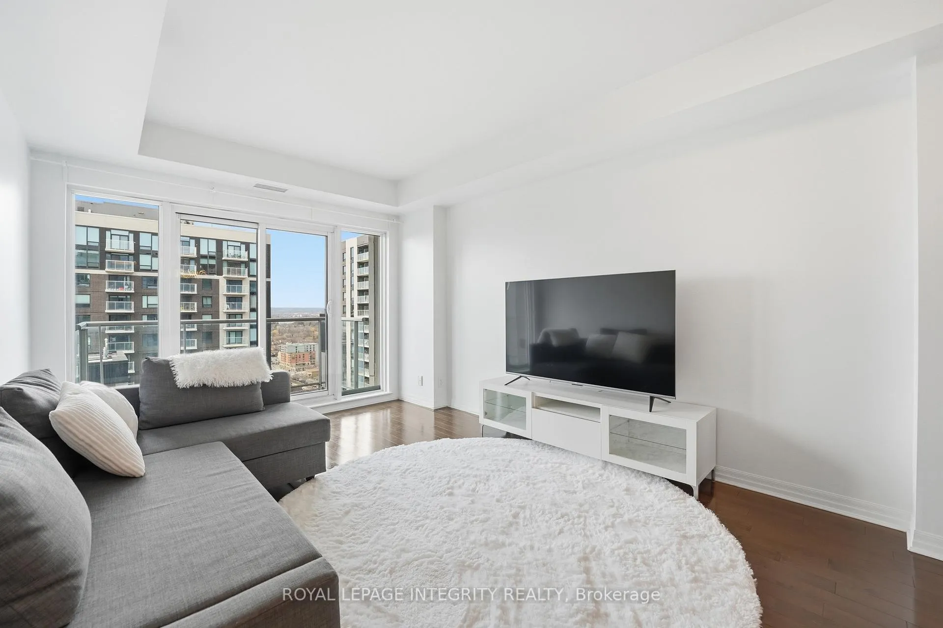 Photo 3 of Unit 2403, 242 Rideau Street, Ottawa, Sandy Hill — HOMEH