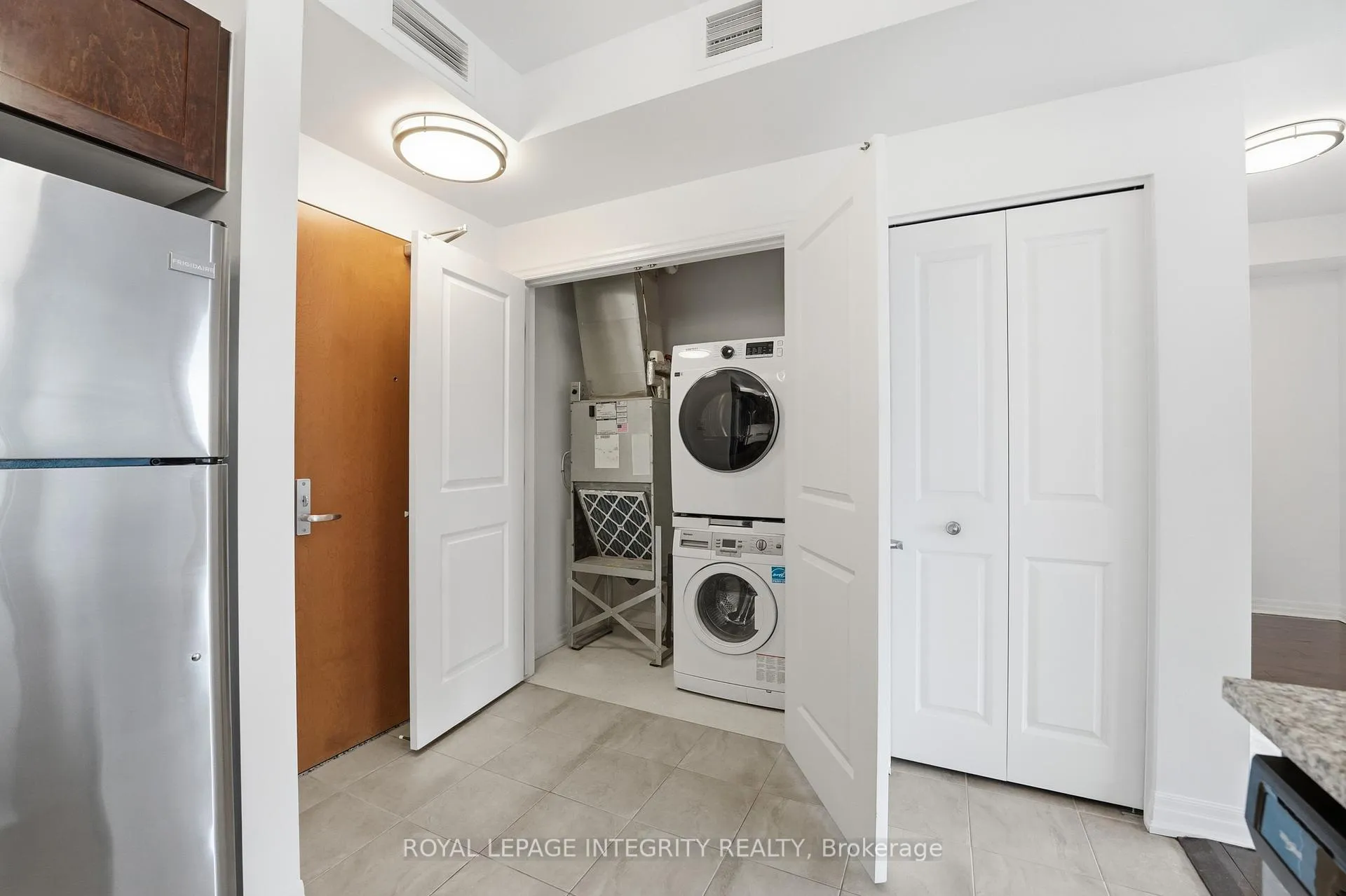 Photo 13 of Unit 2403, 242 Rideau Street, Ottawa, Sandy Hill — HOMEH