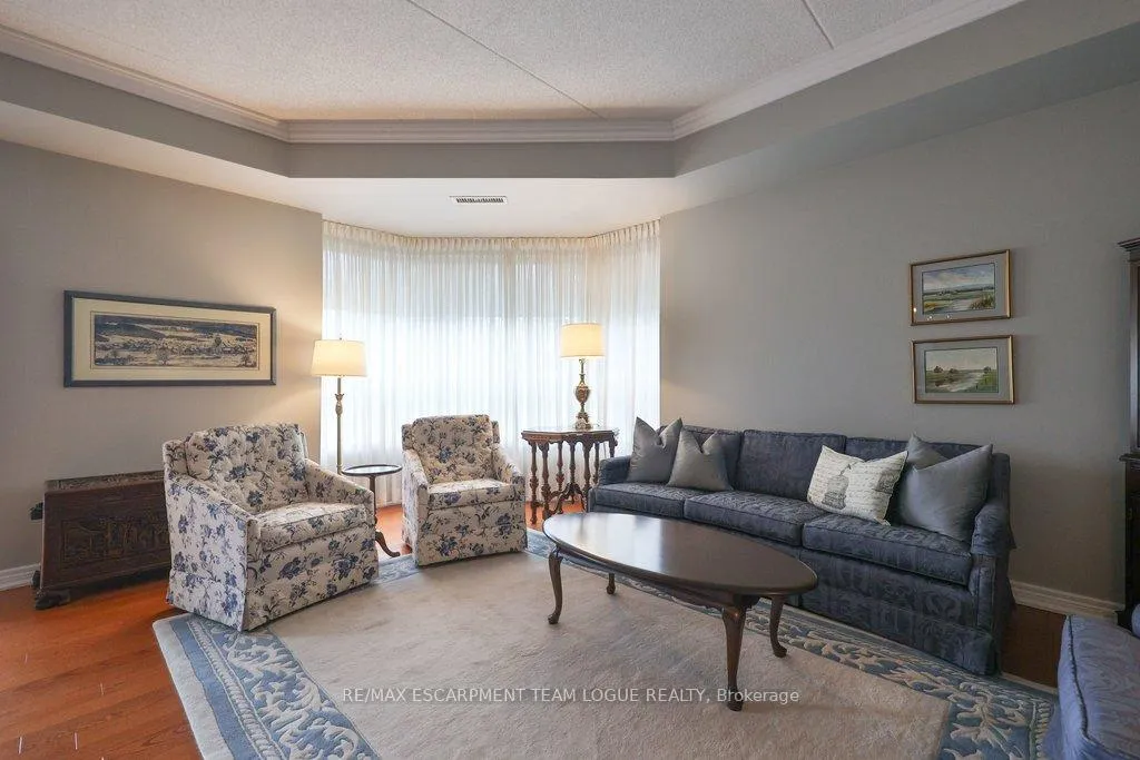 Photo 17 of Unit 317, 2085 Amherst Heights Drive, Burlington, Mountainside — HOMEH
