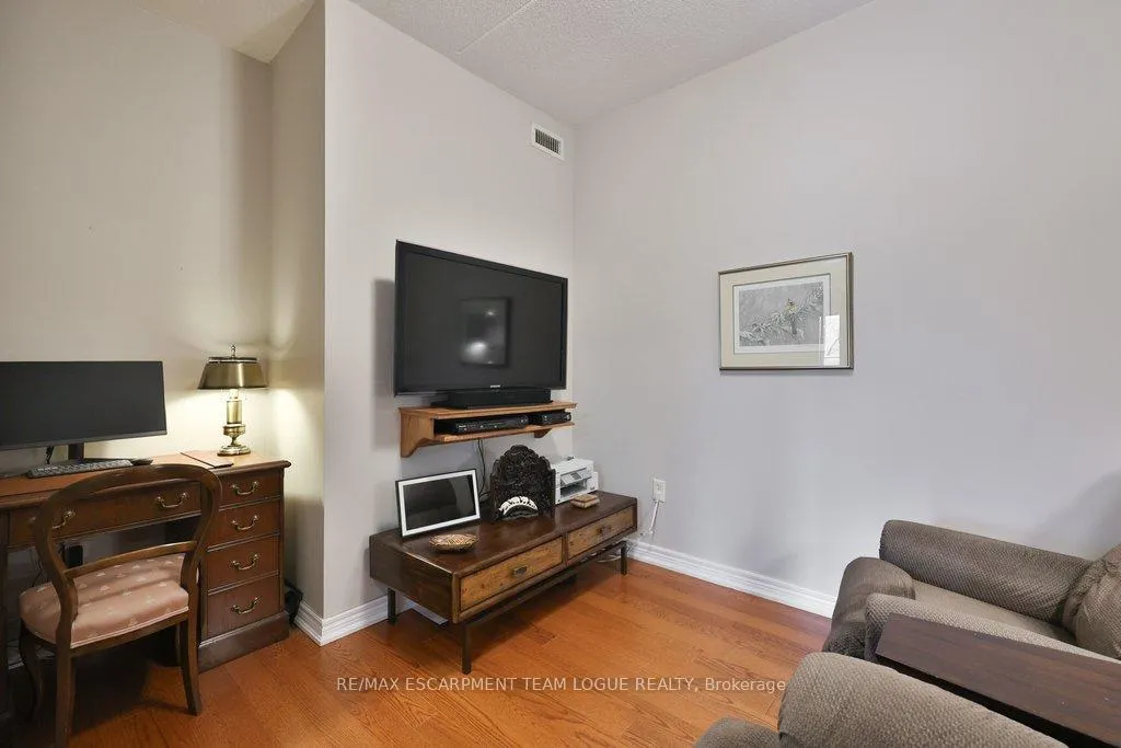 Photo 20 of Unit 317, 2085 Amherst Heights Drive, Burlington, Mountainside — HOMEH