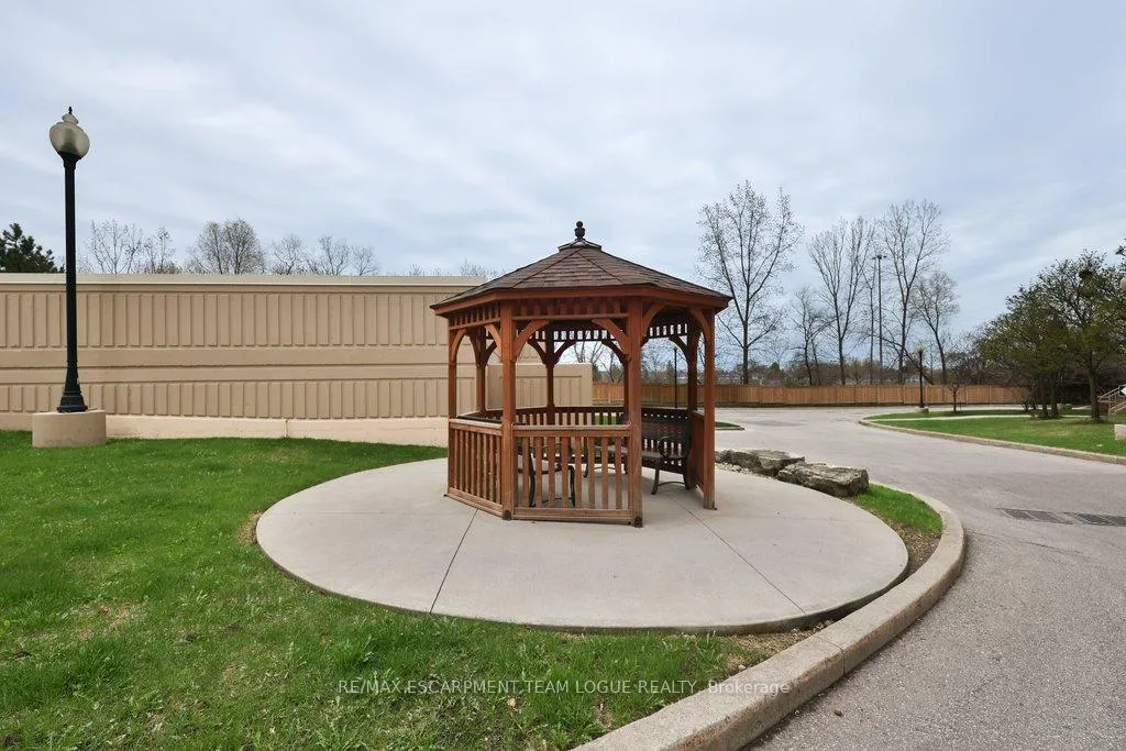 Photo 34 of Unit 317, 2085 Amherst Heights Drive, Burlington, Mountainside — HOMEH