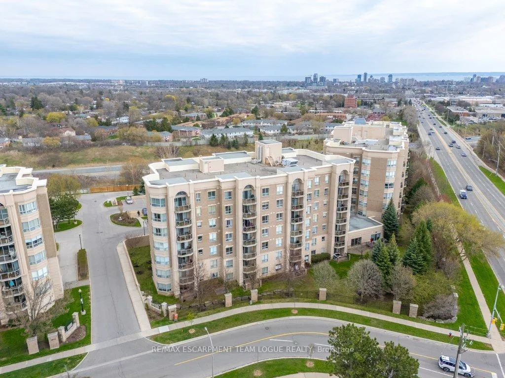 Photo 38 of Unit 317, 2085 Amherst Heights Drive, Burlington, Mountainside — HOMEH