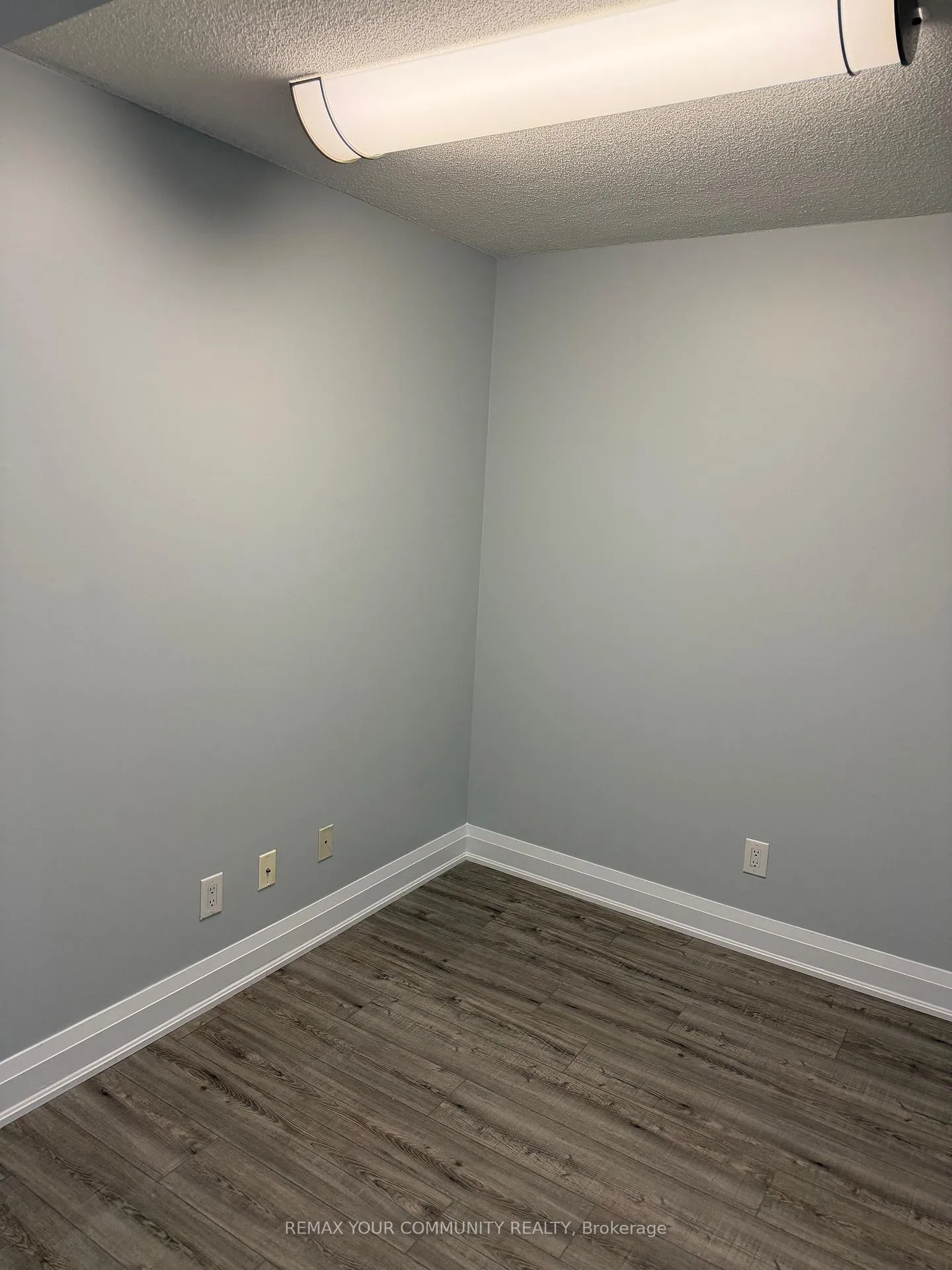 Photo 6 of Unit 1004, 30 North Park Road, Vaughan, Beverley Glen — HOMEH