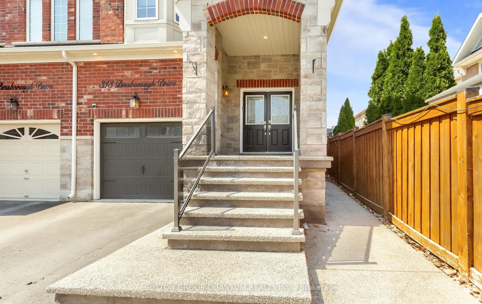 Photo 3 of 313 Bessborough Drive, Milton, Harrison — HOMEH