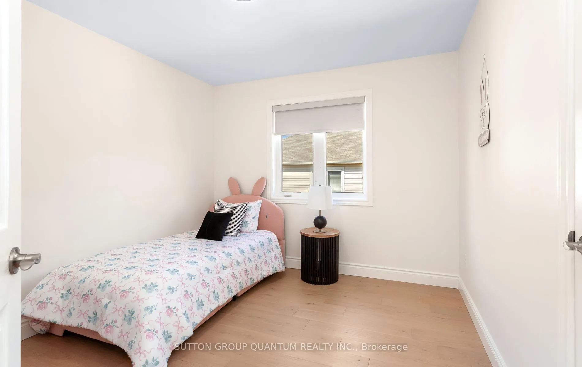 Photo 16 of 313 Bessborough Drive, Milton, Harrison — HOMEH