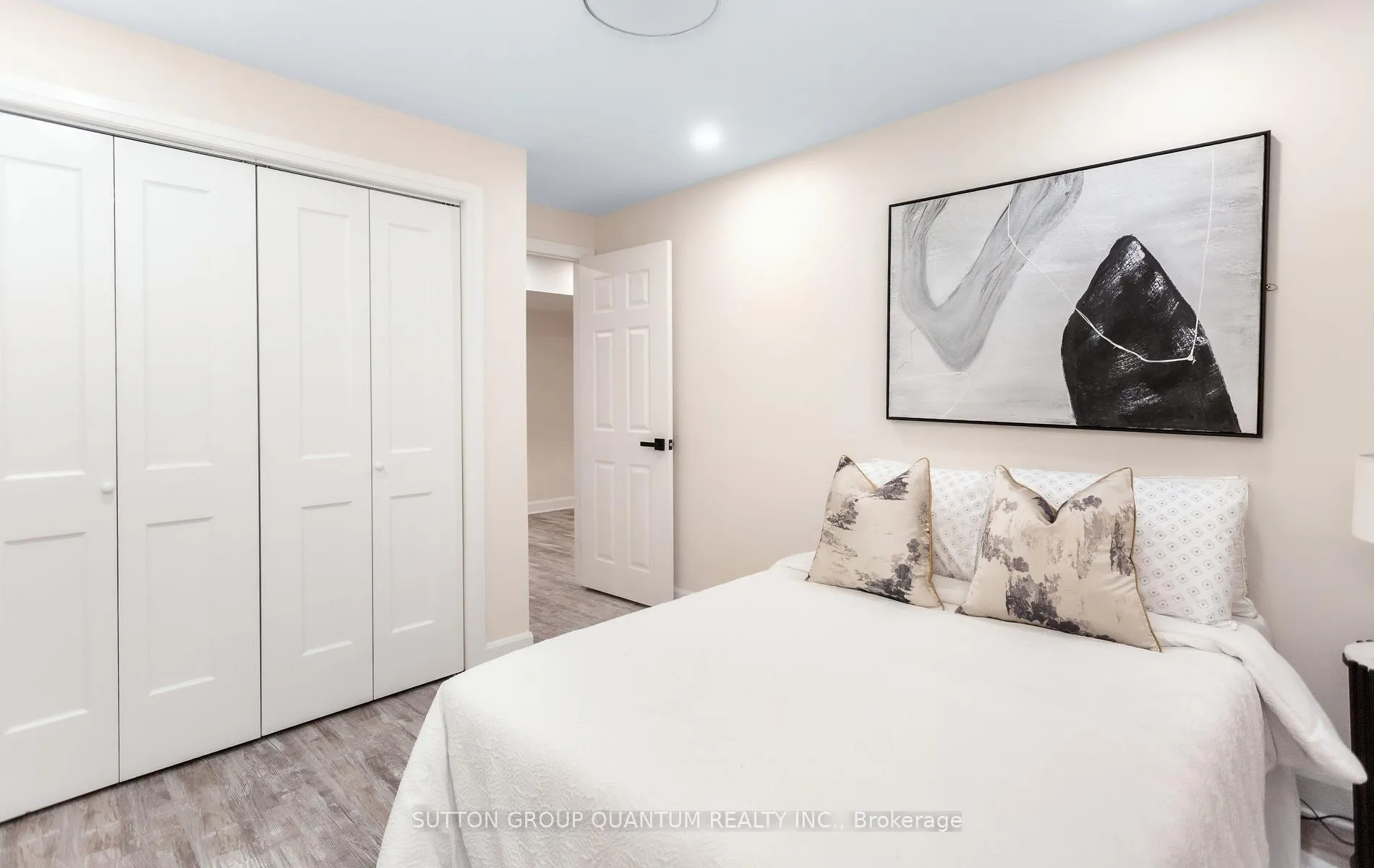 Photo 23 of 313 Bessborough Drive, Milton, Harrison — HOMEH