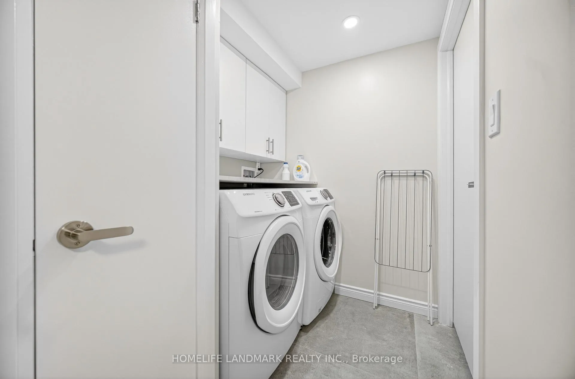 Photo 6 of 6 Willowgate Drive, Markham, Bullock — HOMEH