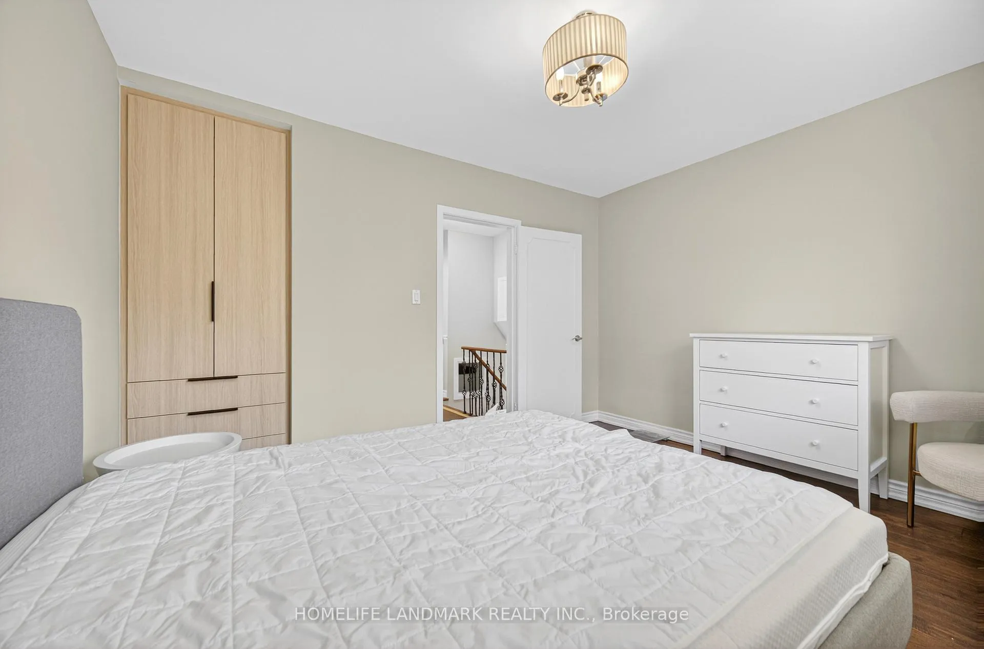 Photo 13 of 6 Willowgate Drive, Markham, Bullock — HOMEH