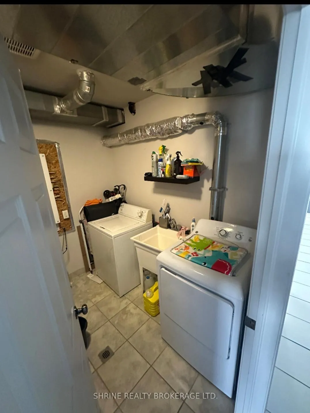Photo 12 of Unit 47, 3200 Singleton Avenue, London, South W — HOMEH
