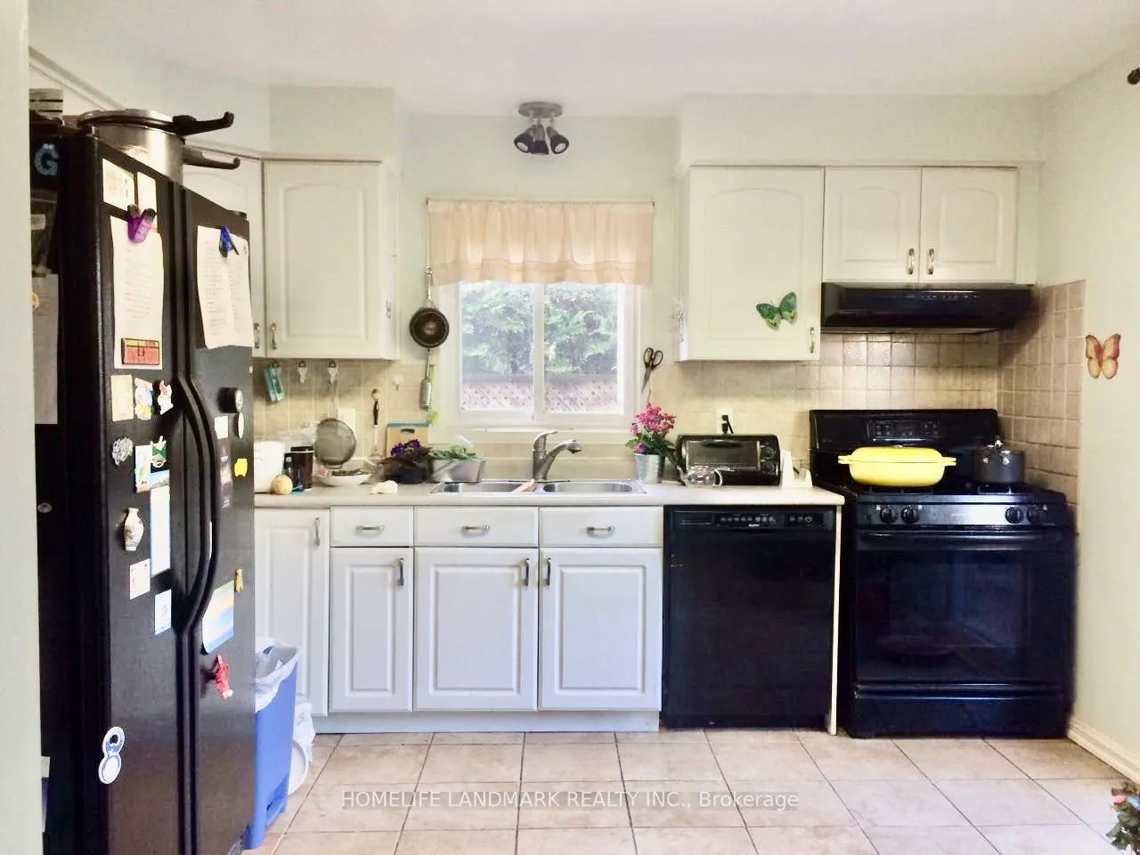 Photo 3 of Unit Main+Upper, 29 West Borough Street, Markham, Aileen-Willowbrook — HOMEH