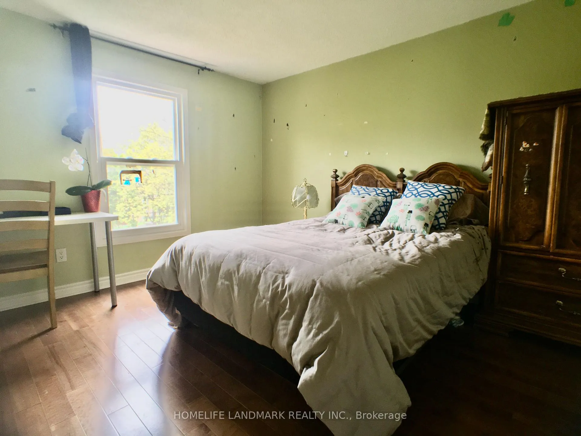 Photo 8 of Unit Main+Upper, 29 West Borough Street, Markham, Aileen-Willowbrook — HOMEH