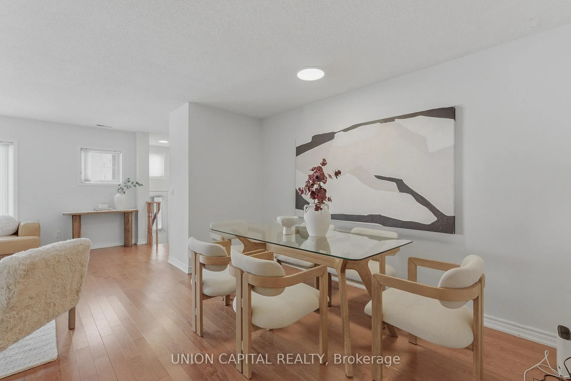 Photo 5 of Unit 120, 1400 The Esplanade N, Pickering, Town Centre — HOMEH