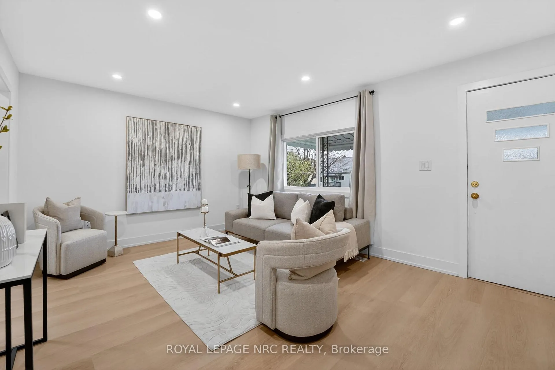 Photo 6 of 374 Navy Street, Welland, Lincoln/Crowland — HOMEH