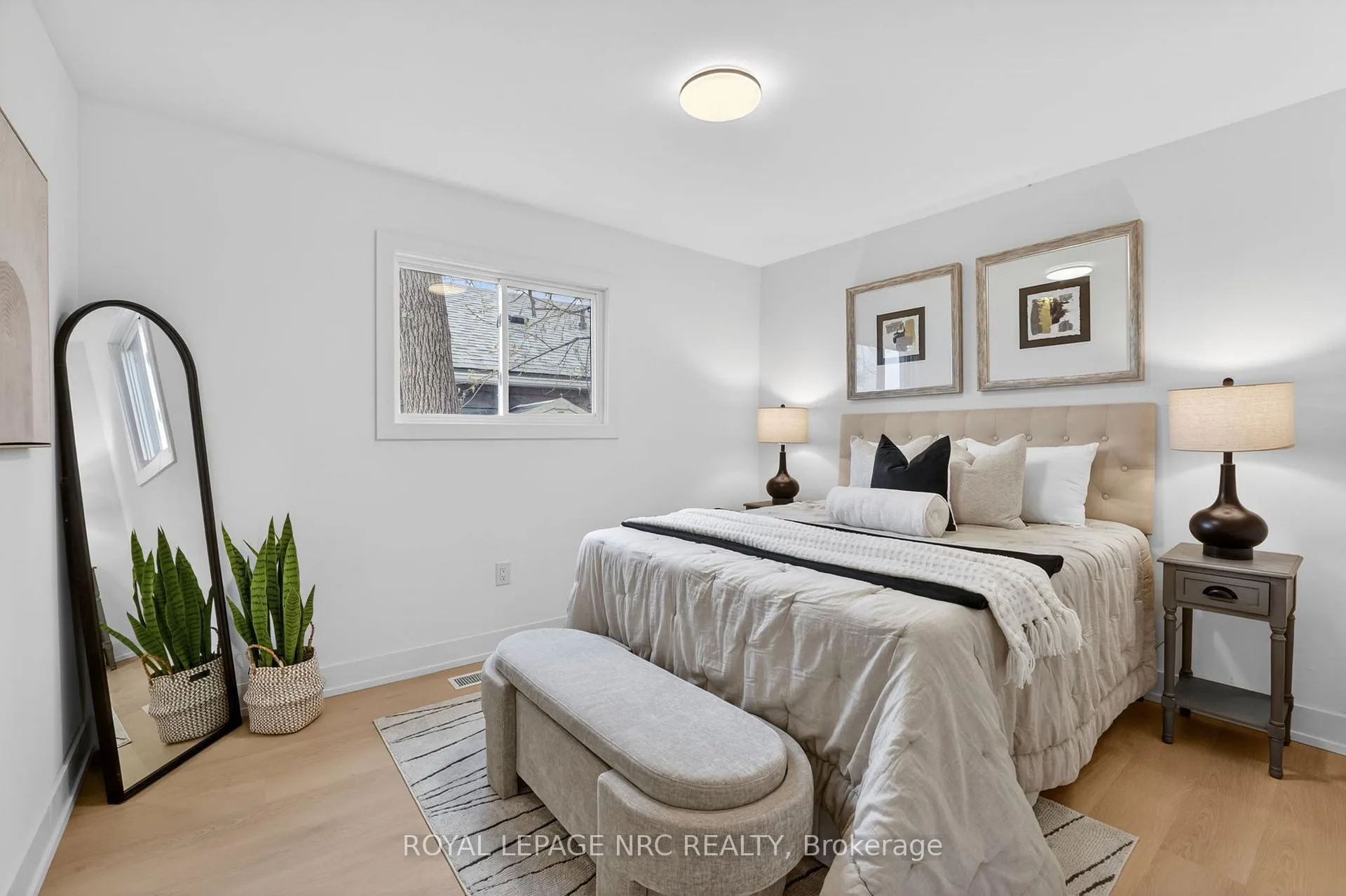 Photo 14 of 374 Navy Street, Welland, Lincoln/Crowland — HOMEH