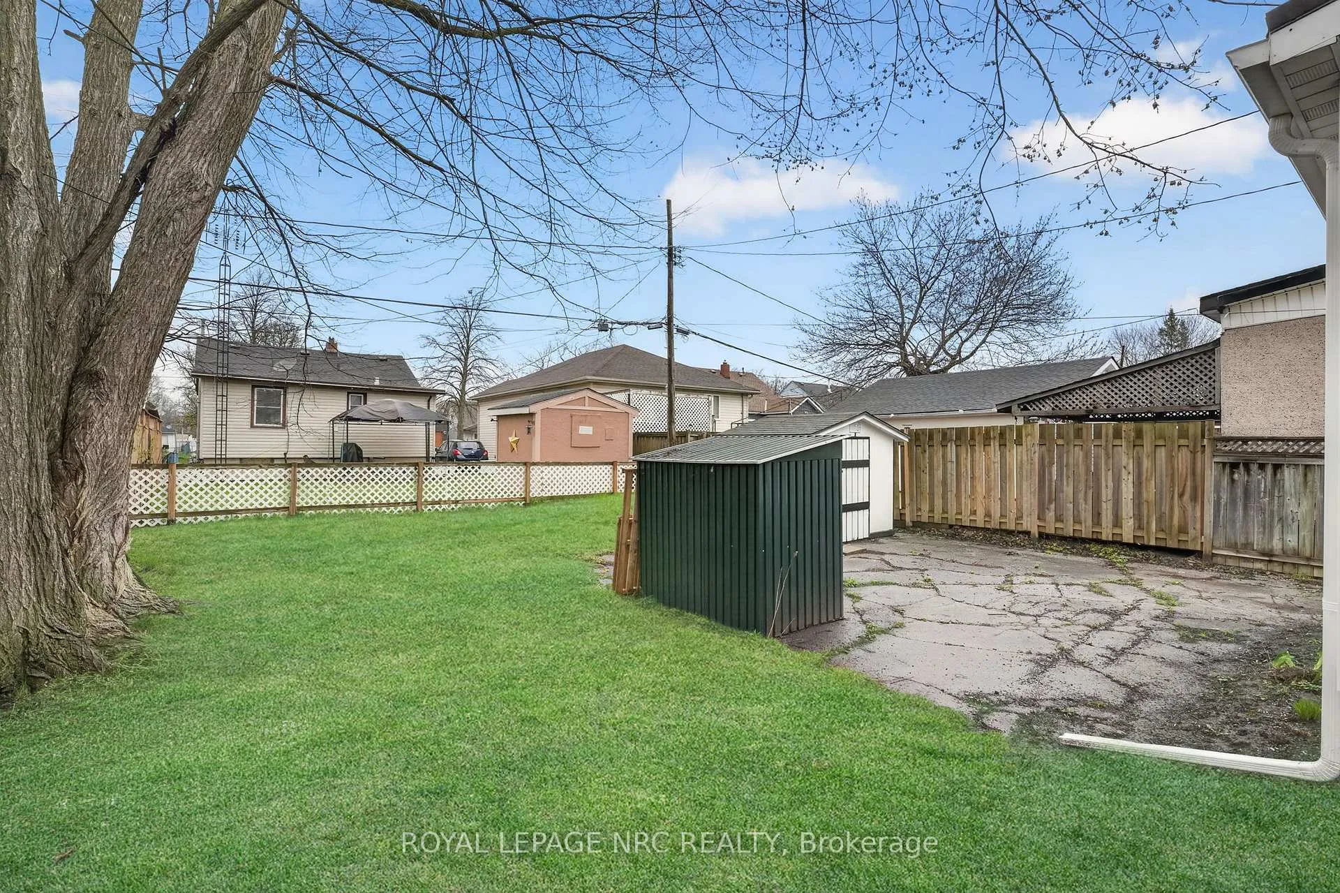 Photo 23 of 374 Navy Street, Welland, Lincoln/Crowland — HOMEH