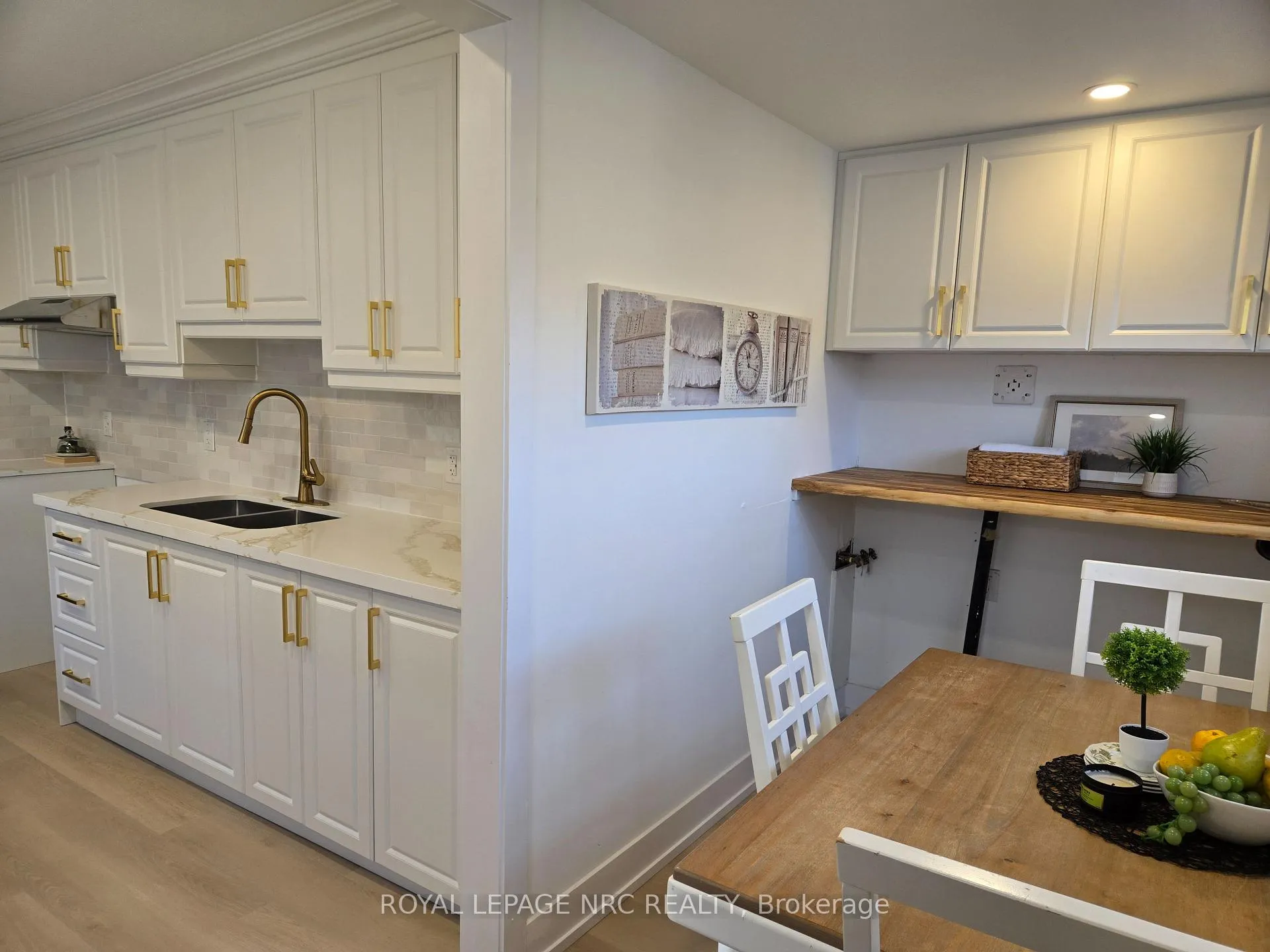 Photo 29 of 374 Navy Street, Welland, Lincoln/Crowland — HOMEH