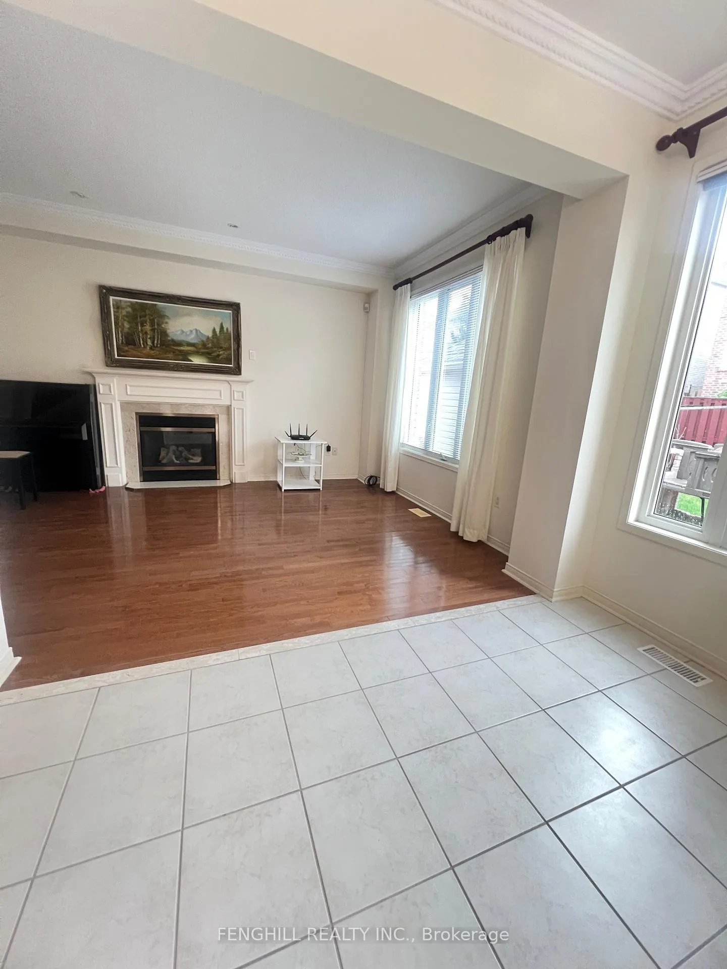 Photo 12 of 17 Mossgrove Street, Markham, Wismer — HOMEH