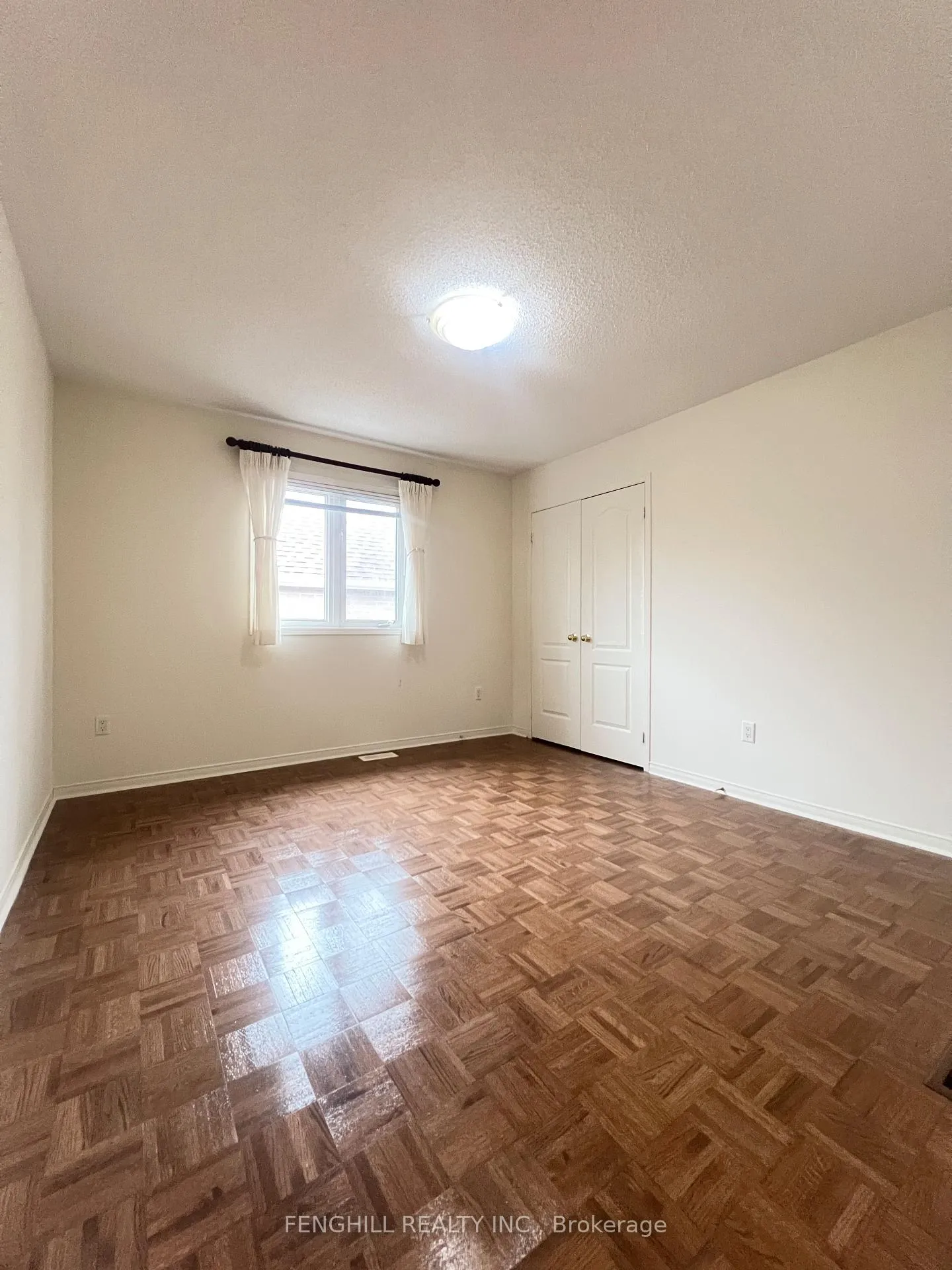 Photo 15 of 17 Mossgrove Street, Markham, Wismer — HOMEH