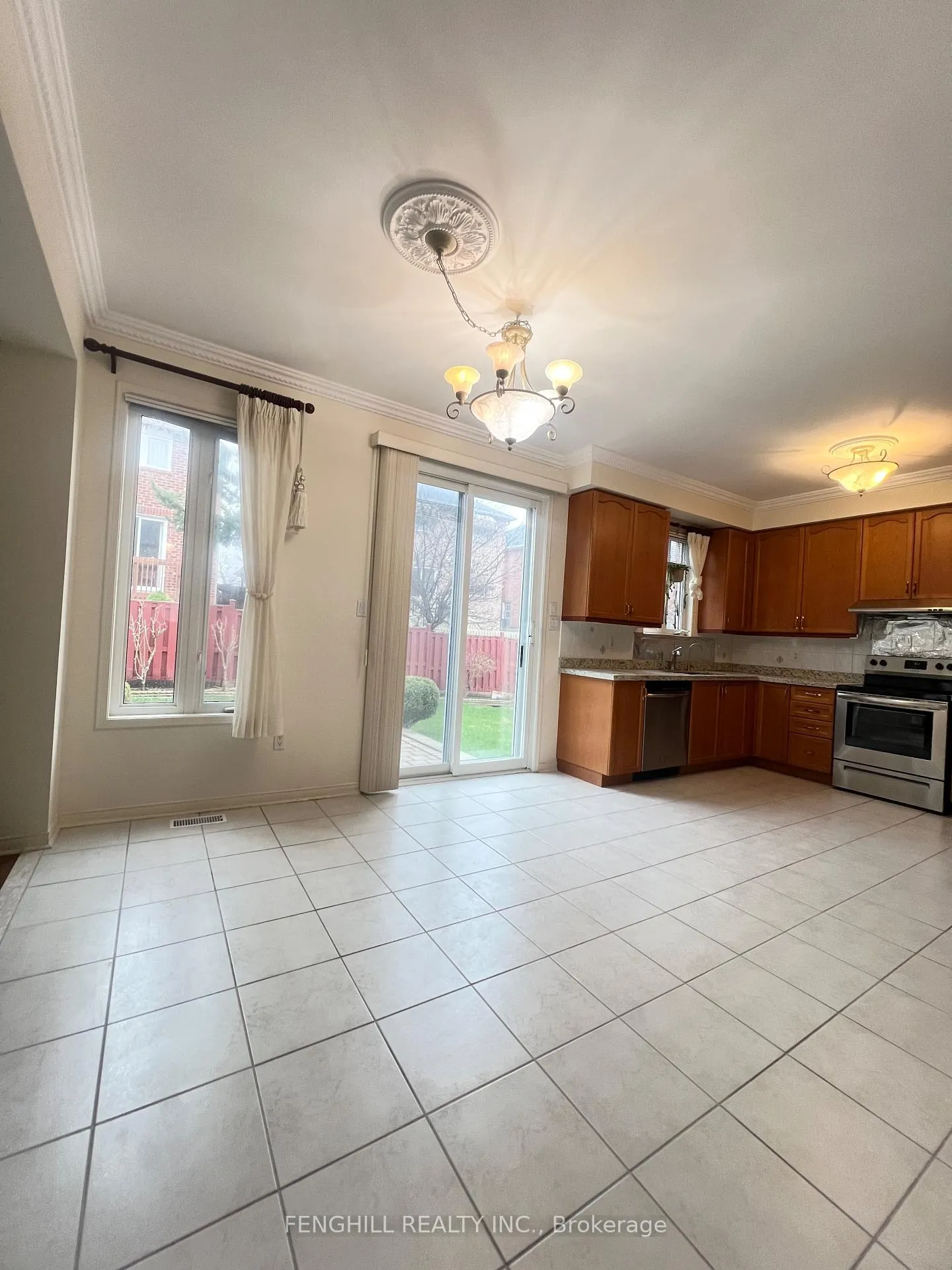Photo 32 of 17 Mossgrove Street, Markham, Wismer — HOMEH