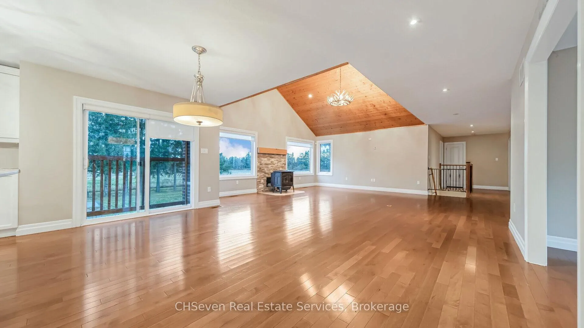 Photo 9 of 294288 8th Line, Amaranth, Rural Amaranth — HOMEH