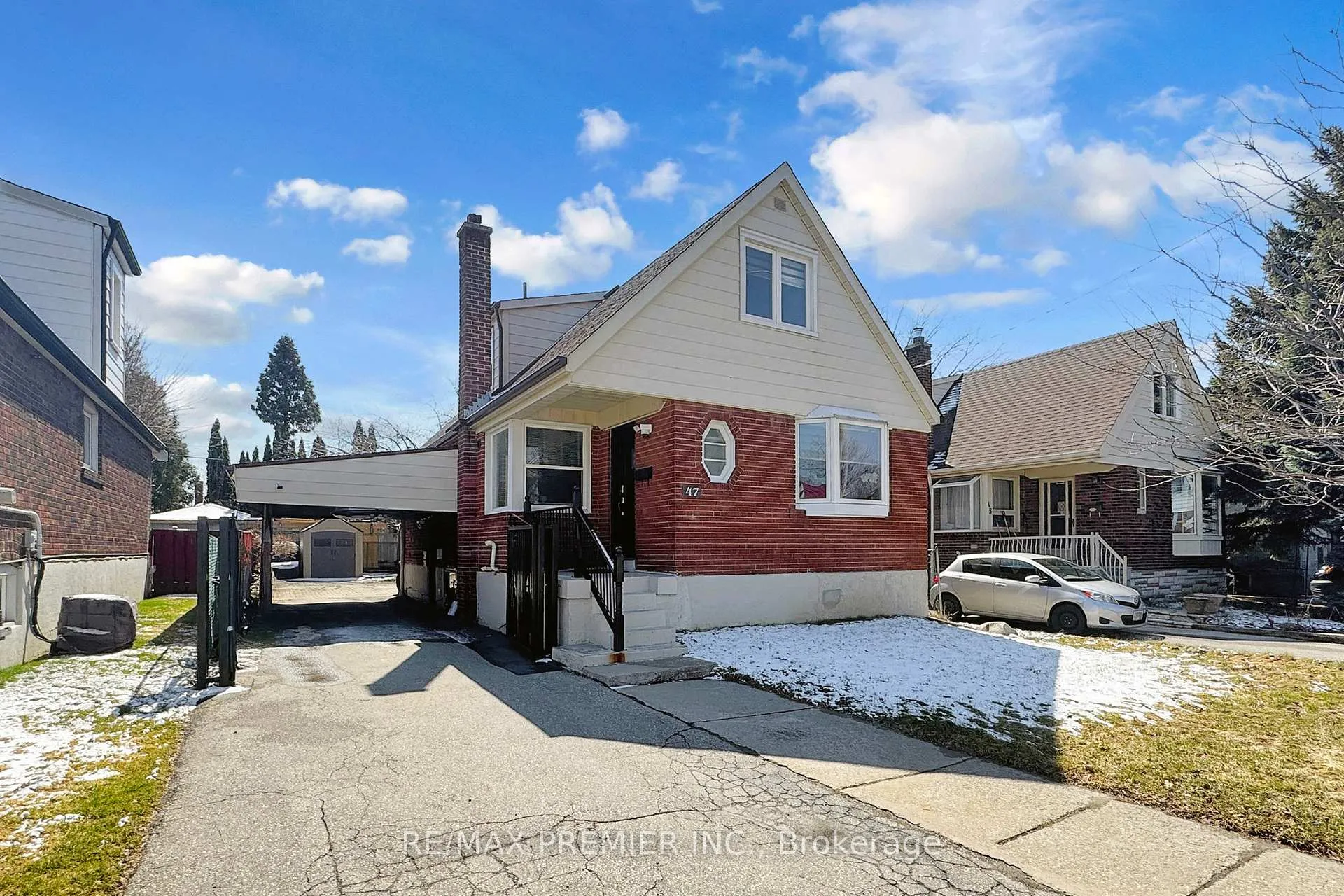 Photo 2 of Unit Main Level, 47 Amsterdam Avenue, Toronto, O'Connor-Parkview — HOMEH