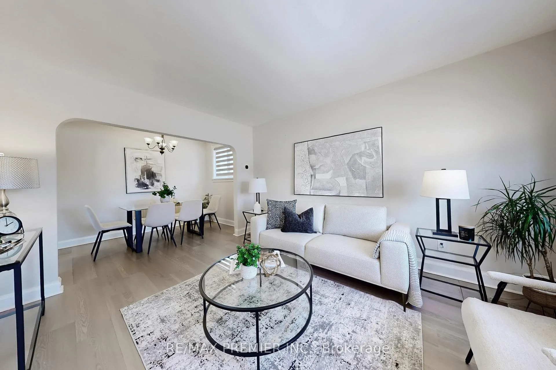 Photo 6 of Unit Main Level, 47 Amsterdam Avenue, Toronto, O'Connor-Parkview — HOMEH