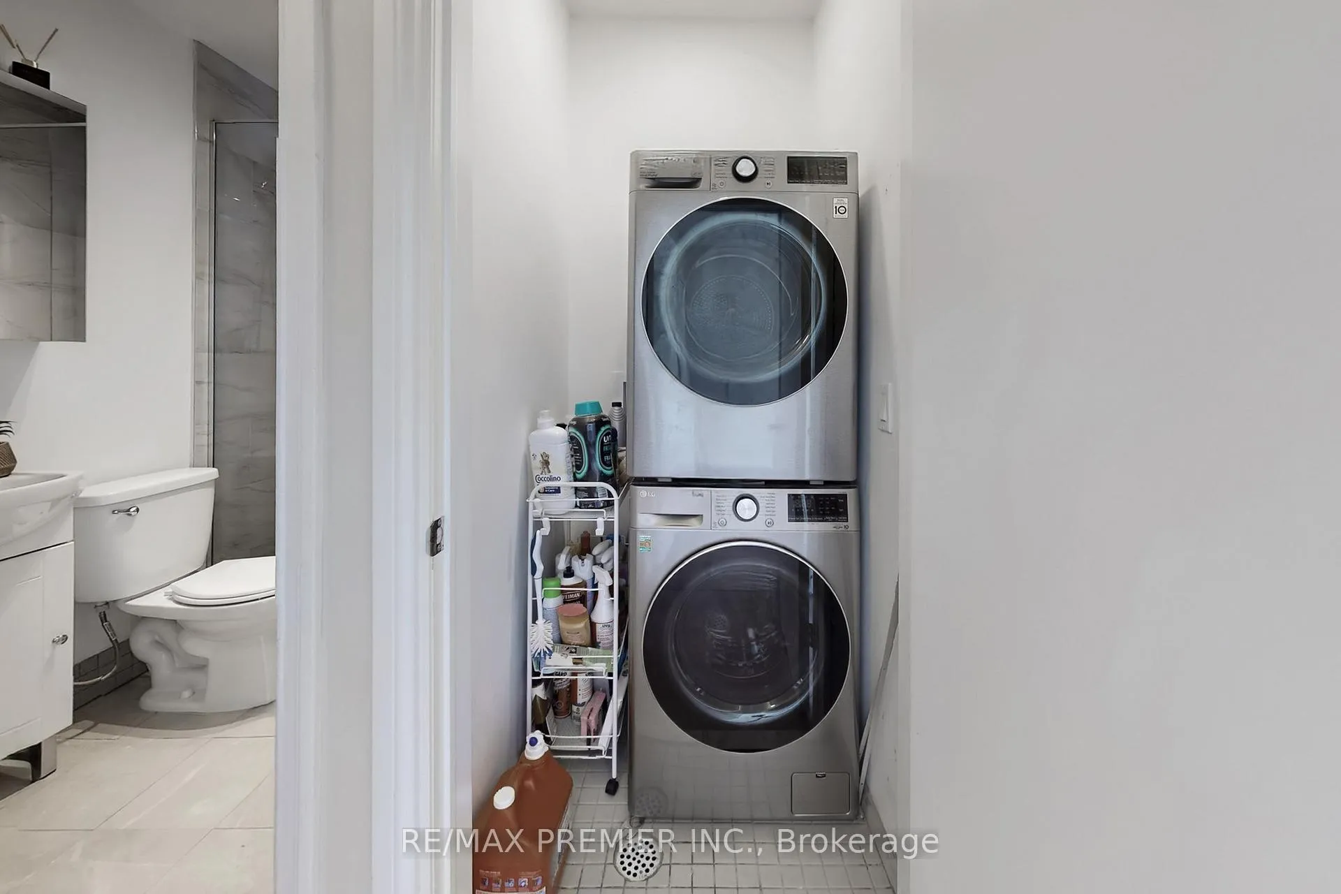Photo 14 of Unit Main Level, 47 Amsterdam Avenue, Toronto, O'Connor-Parkview — HOMEH