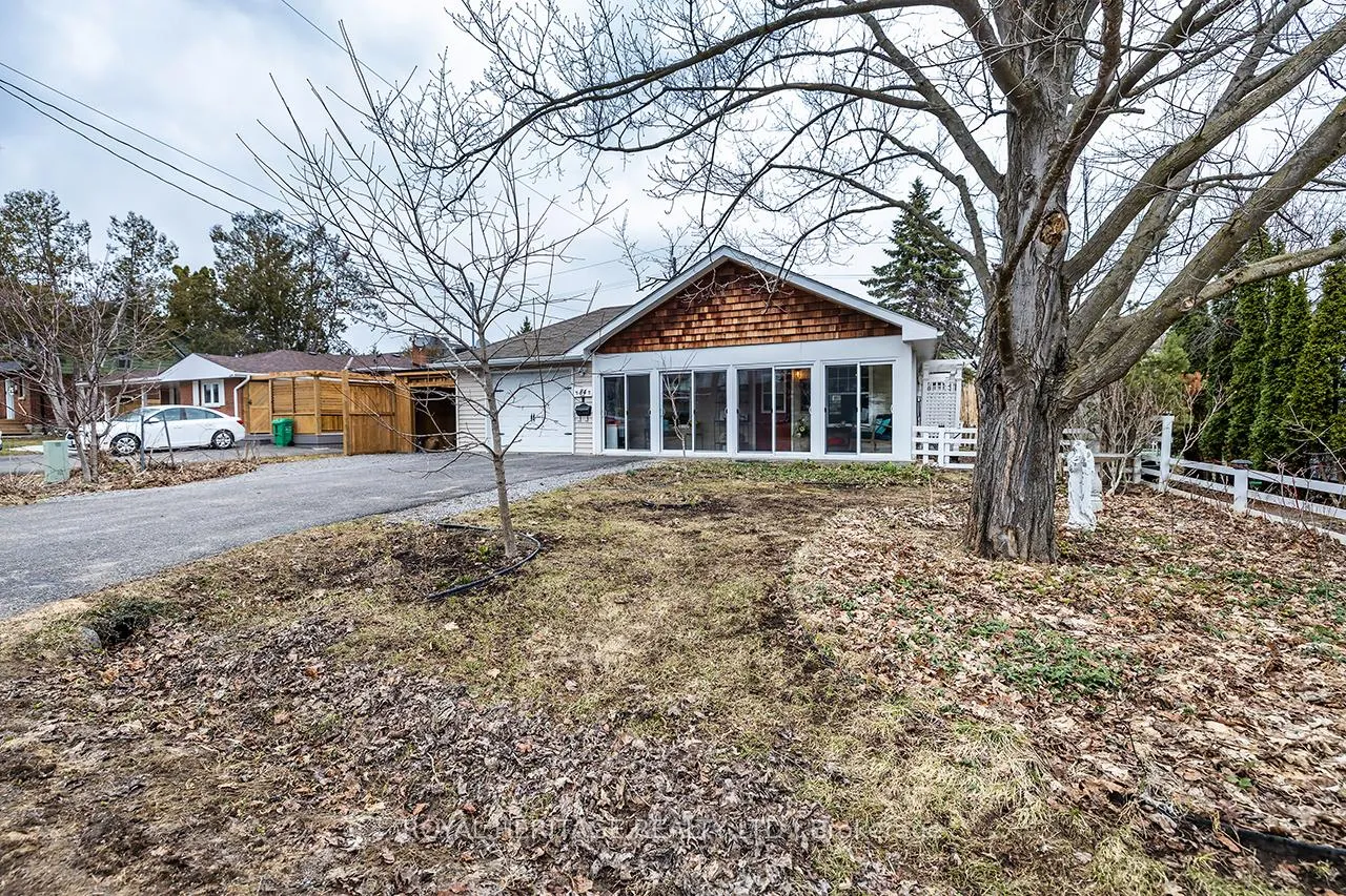 Photo 2 of 84 Nevin Avenue, Peterborough, Otonabee Ward 1 — HOMEH