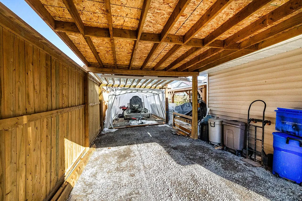 Photo 33 of 84 Nevin Avenue, Peterborough, Otonabee Ward 1 — HOMEH