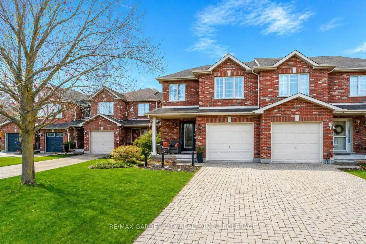 Photo 3 of 166 Lawrence Lane, Pelham, Fonthill — HOMEH