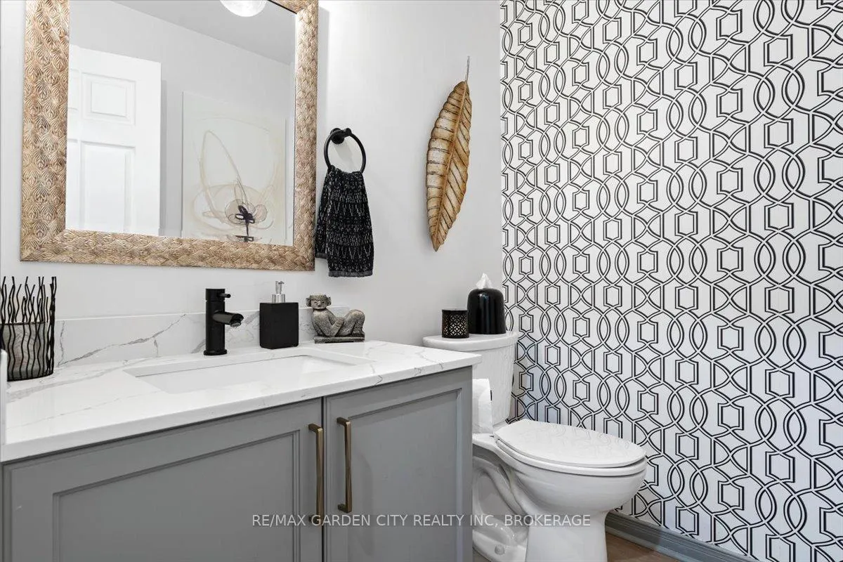 Photo 17 of 166 Lawrence Lane, Pelham, Fonthill — HOMEH