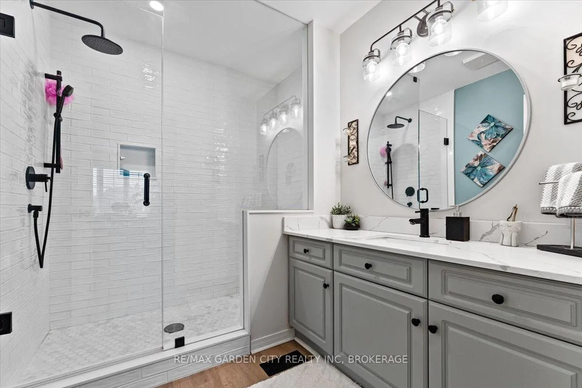 Photo 21 of 166 Lawrence Lane, Pelham, Fonthill — HOMEH