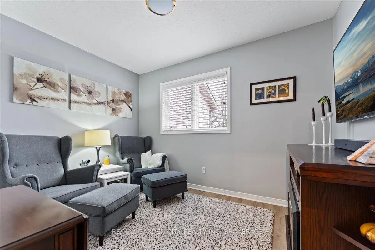 Photo 23 of 166 Lawrence Lane, Pelham, Fonthill — HOMEH