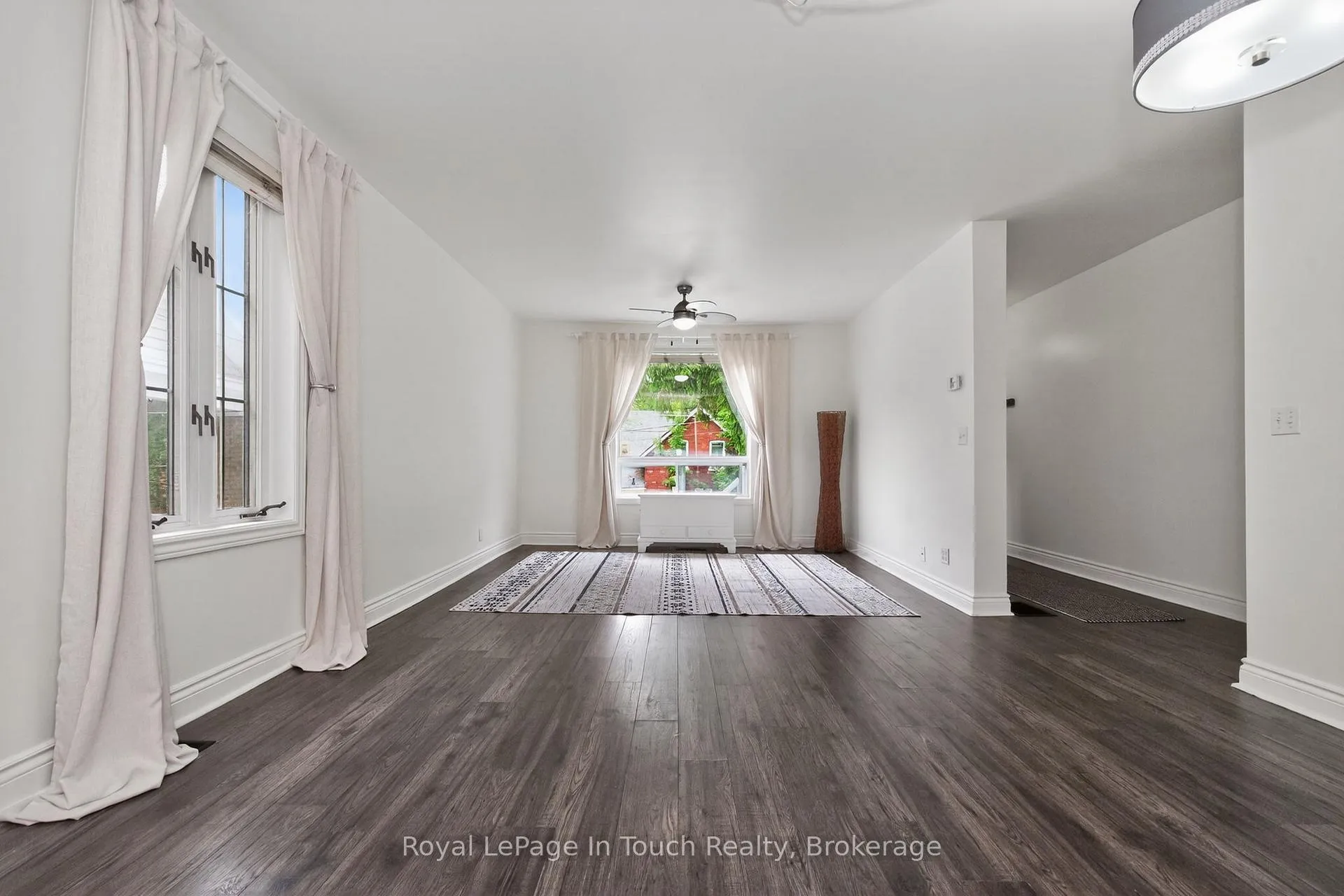Photo 11 of 330 Third Street, Midland — HOMEH