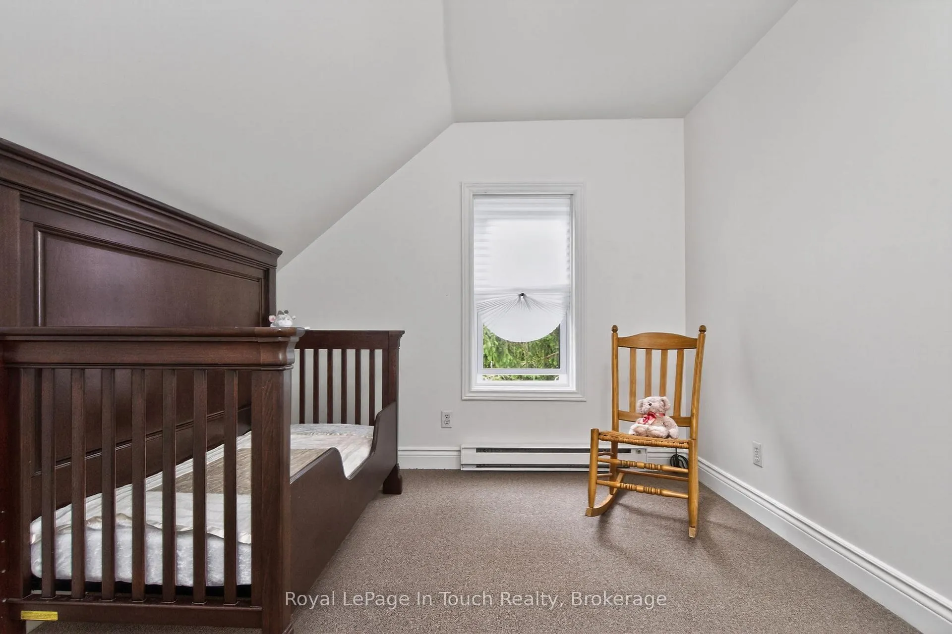 Photo 31 of 330 Third Street, Midland — HOMEH