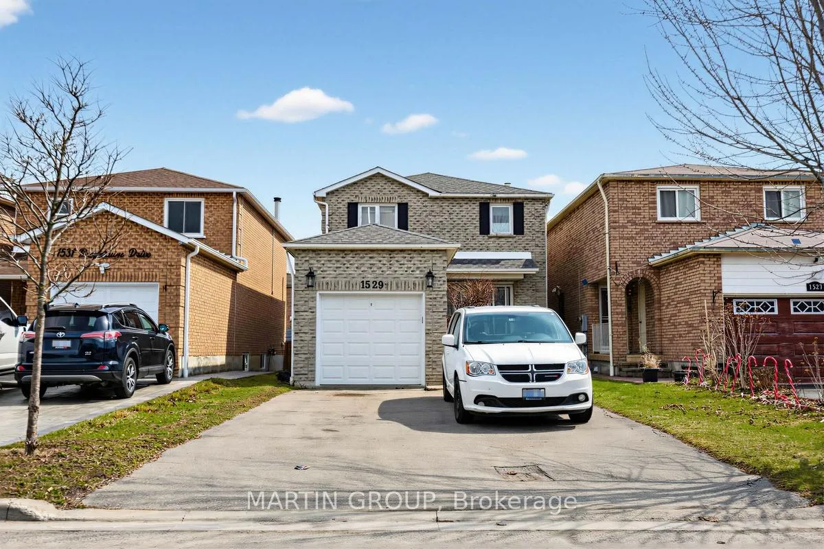 Photo 1 of 1529 Beechlawn Drive, Pickering, Village East — HOMEH
