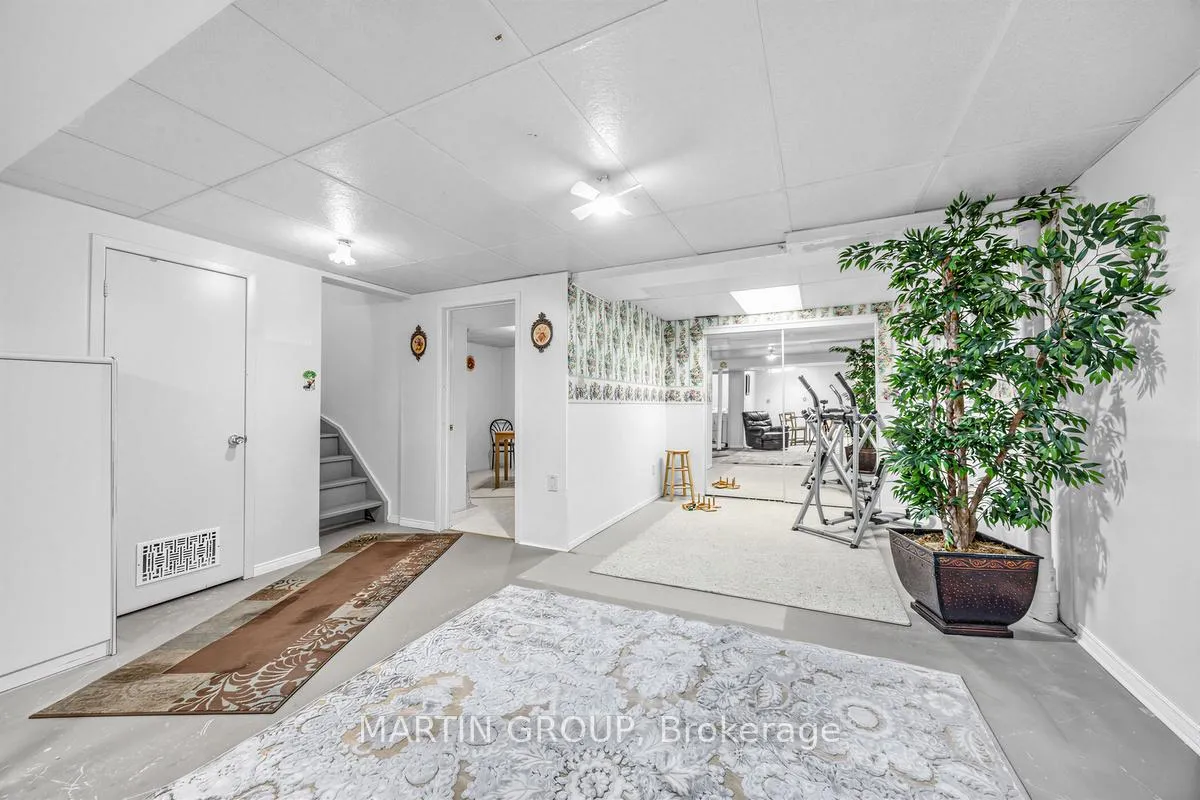 Photo 33 of 1529 Beechlawn Drive, Pickering, Village East — HOMEH
