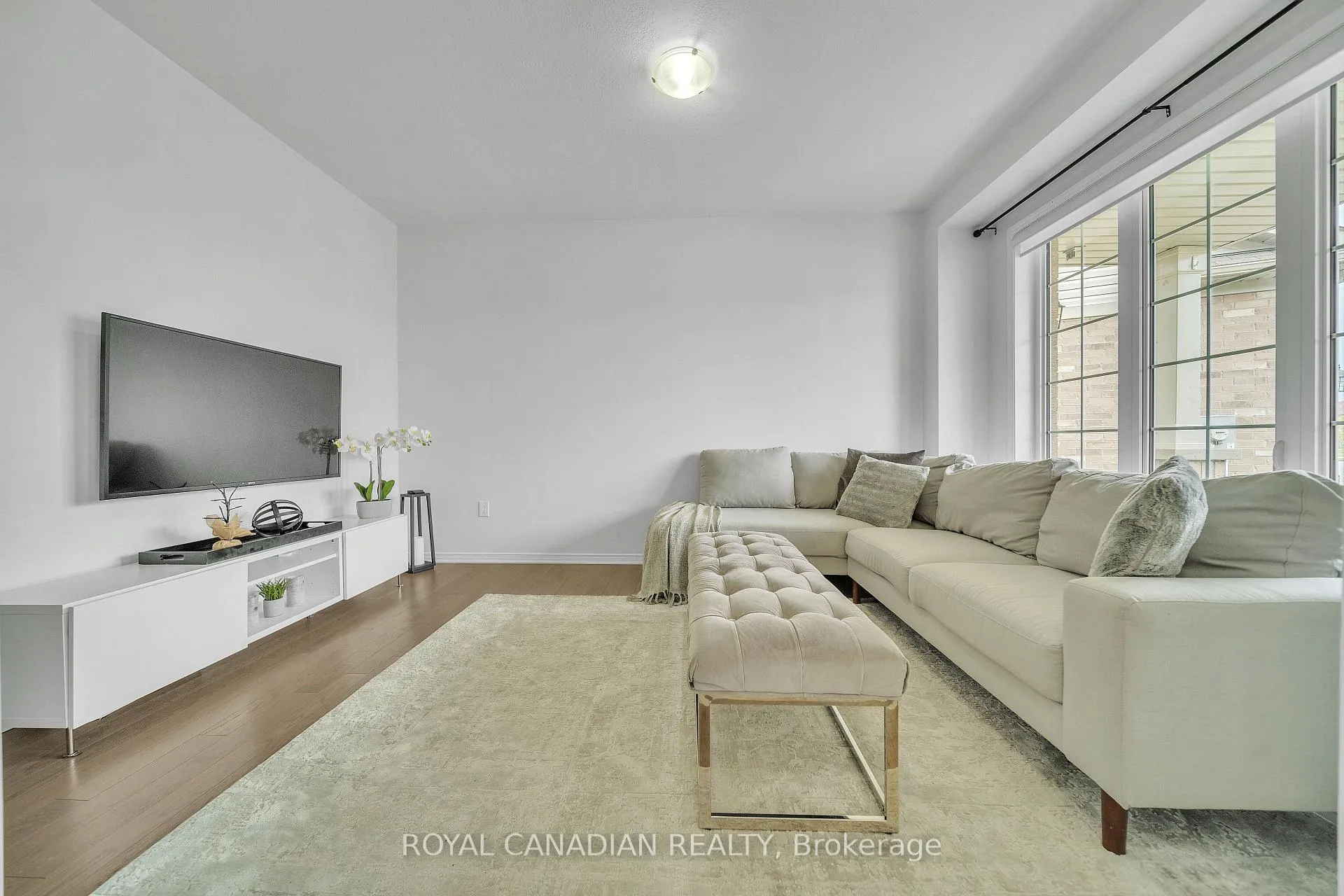 Photo 7 of 237 Kinsman Drive, Hamilton, Binbrook — HOMEH