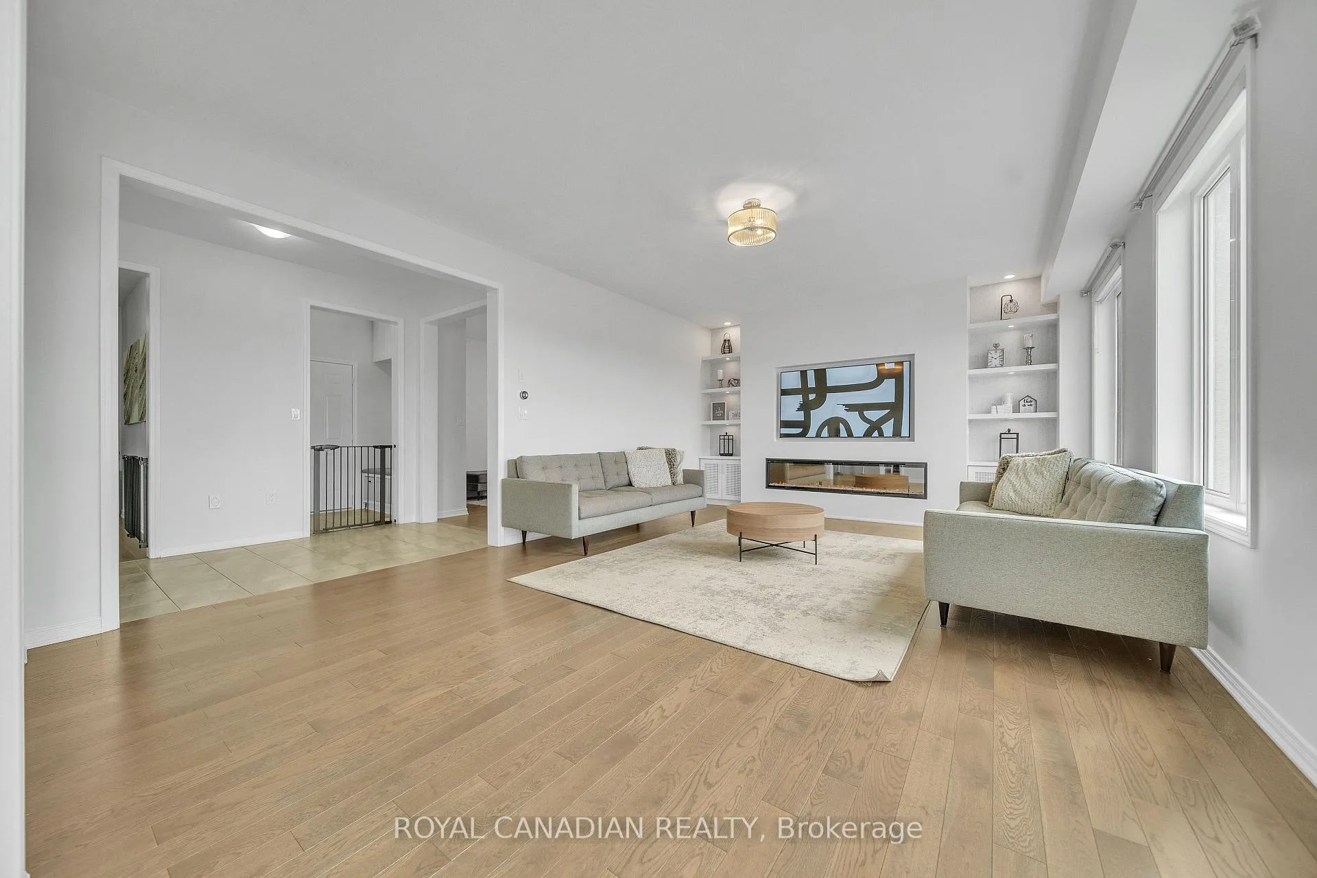 Photo 11 of 237 Kinsman Drive, Hamilton, Binbrook — HOMEH