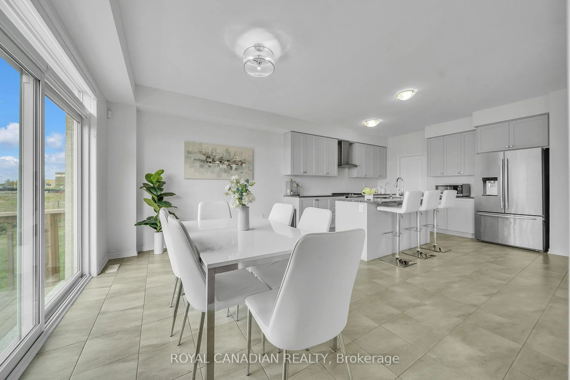 Photo 15 of 237 Kinsman Drive, Hamilton, Binbrook — HOMEH